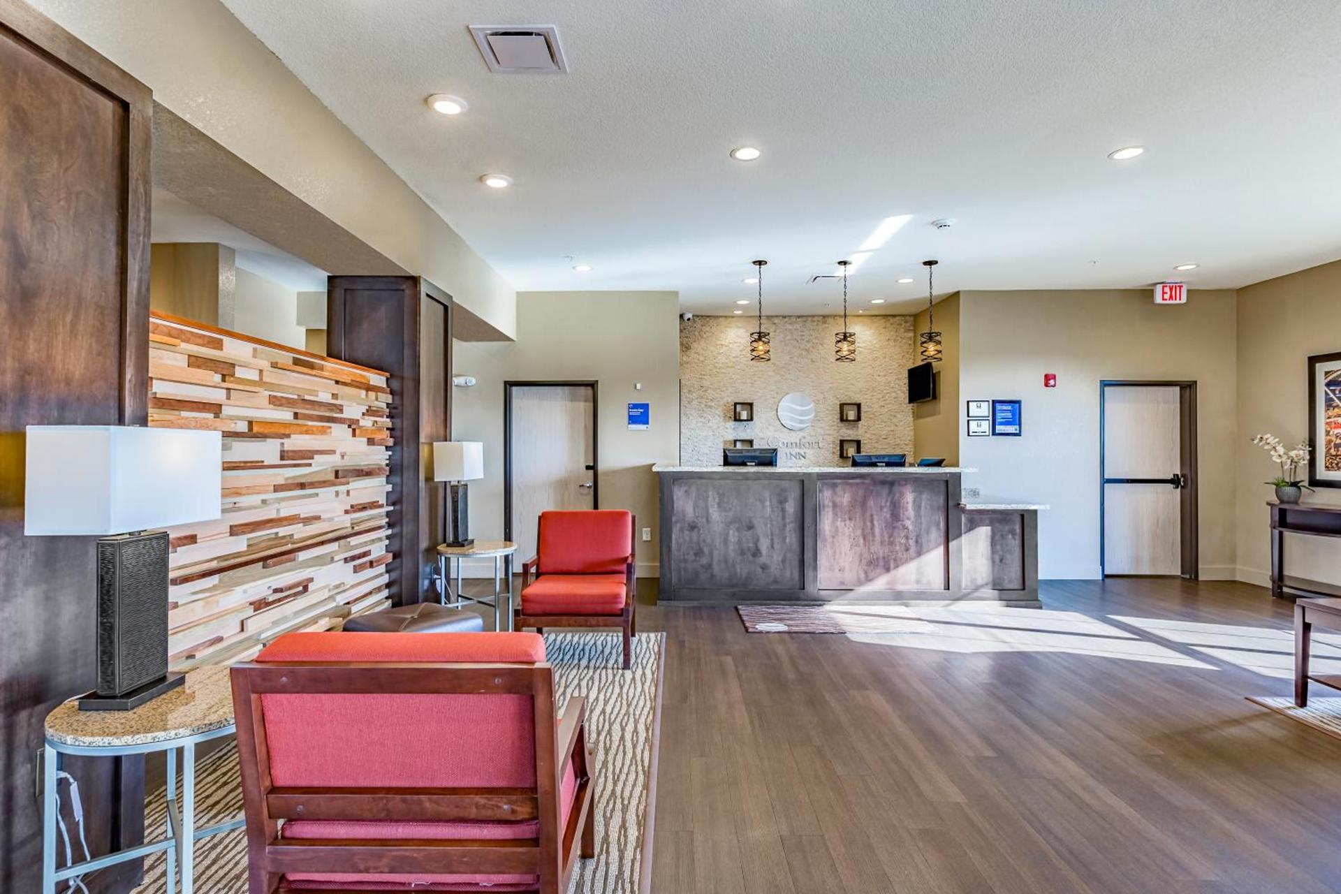 Comfort Inn Altoona-Des Moines photo 14