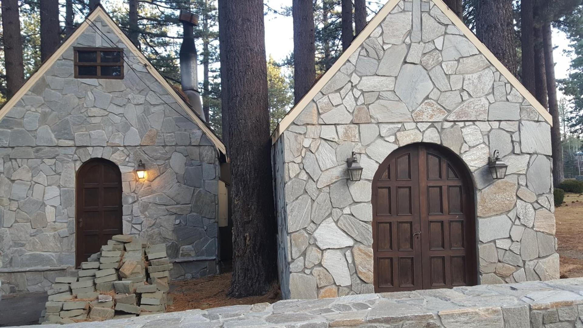 Emerald Bay Lodge photo 9
