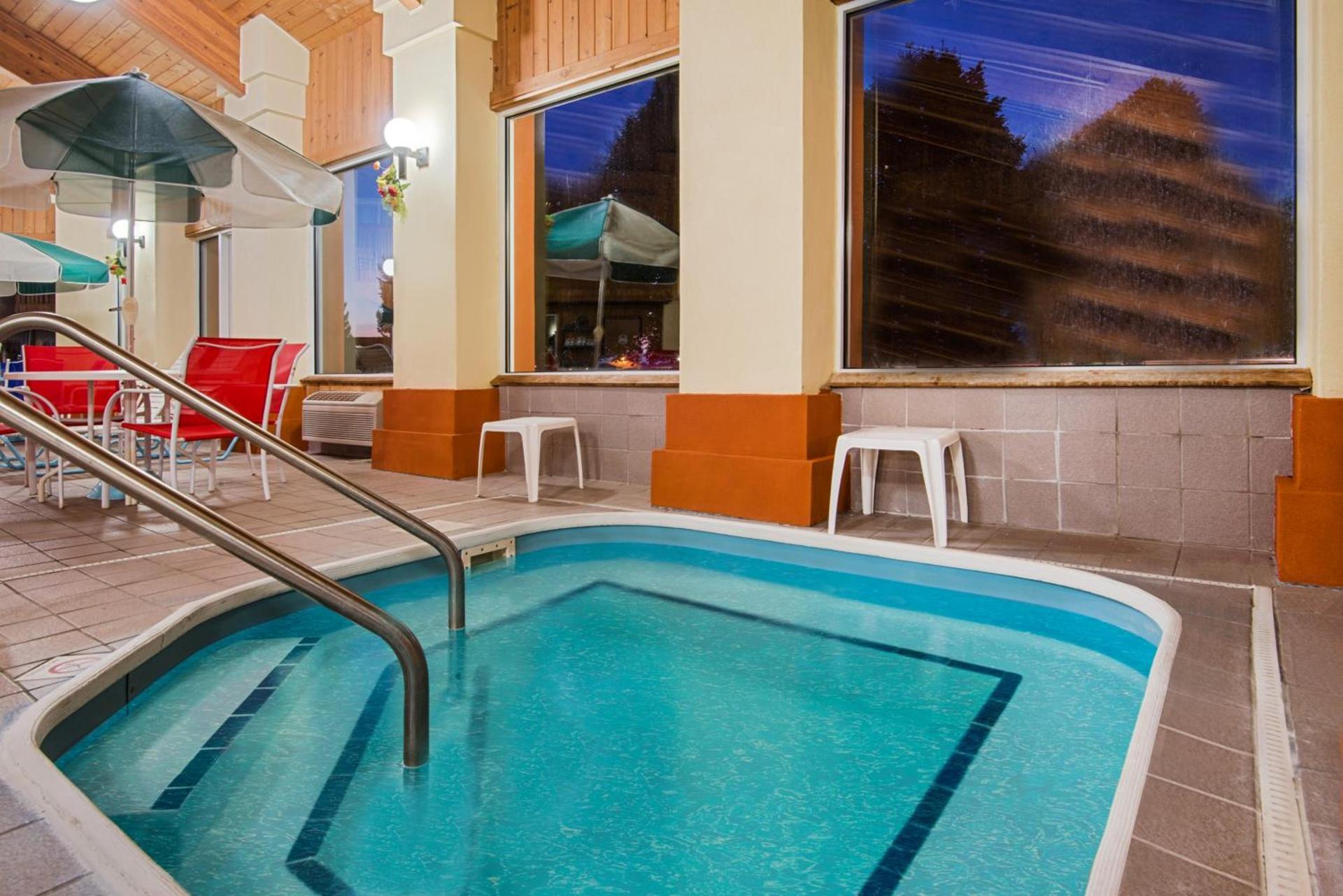 Baymont by Wyndham Pella photo 26