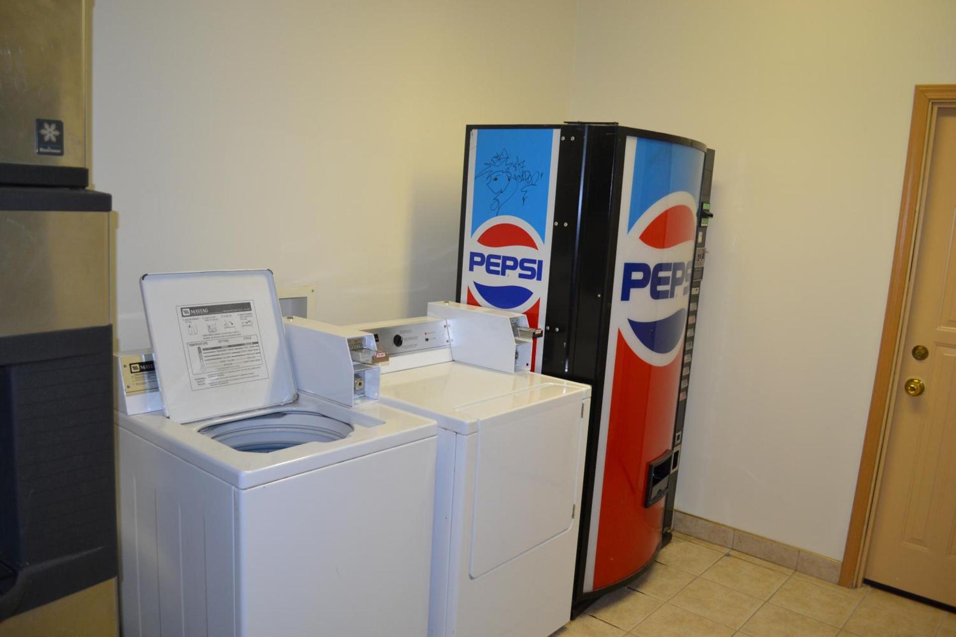 Countryside Suites Omaha photo 34
