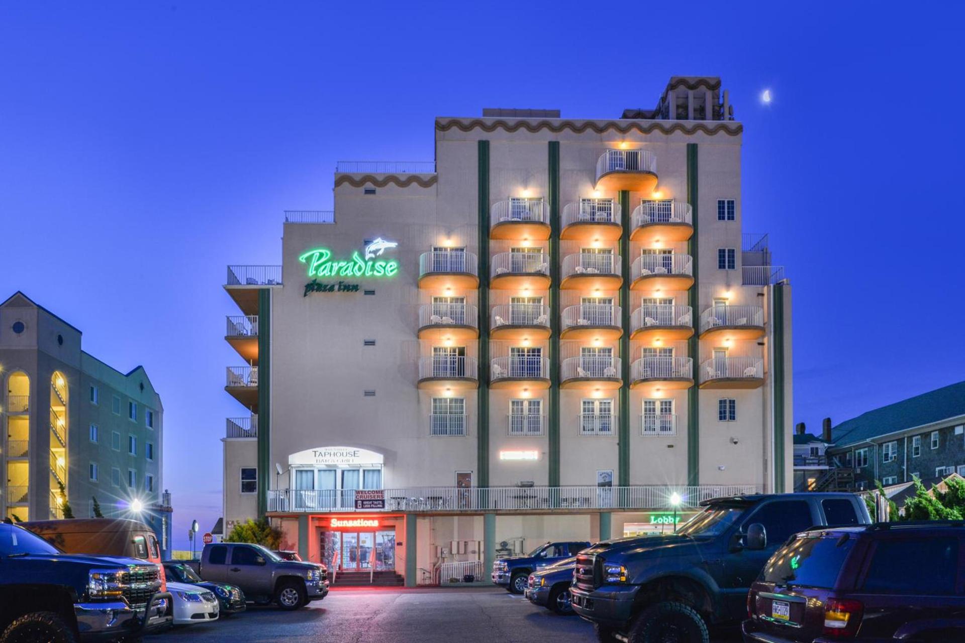 Paradise Plaza Inn photo 22