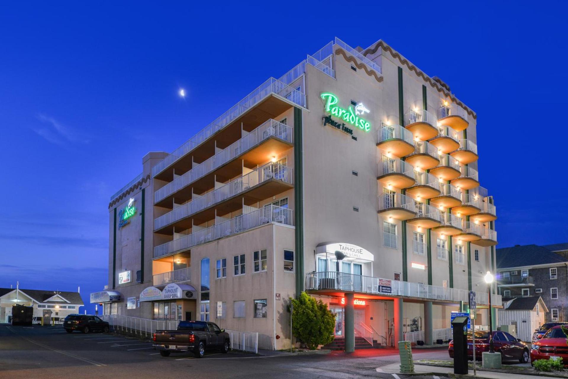 Paradise Plaza Inn photo 23