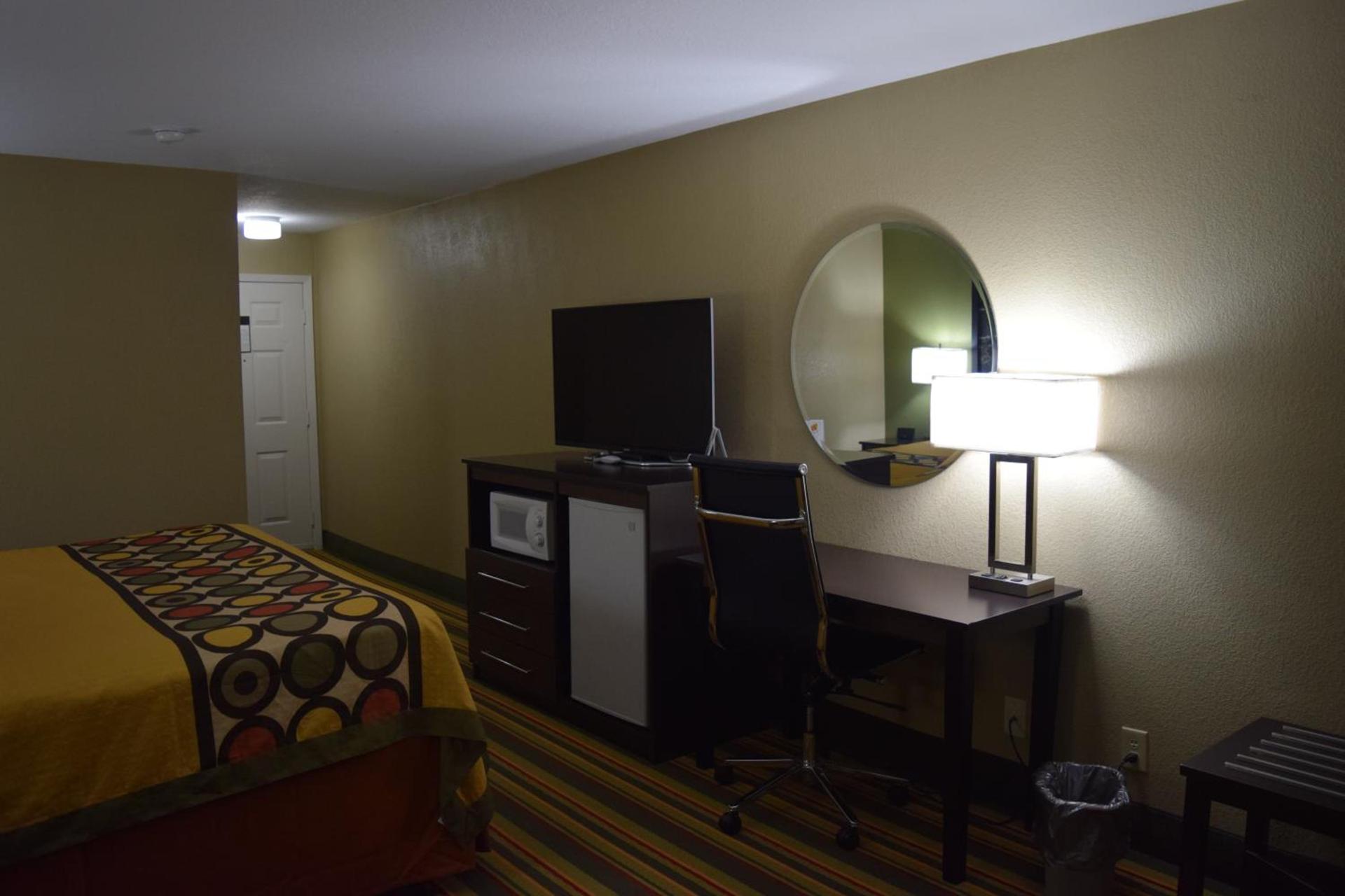 Super 8 by Wyndham Paragould photo 66