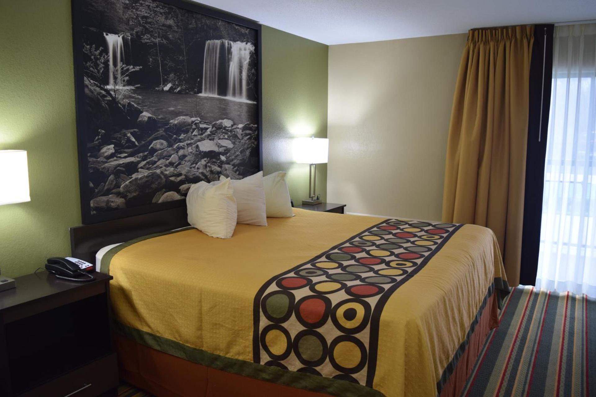 Super 8 by Wyndham Paragould photo 61