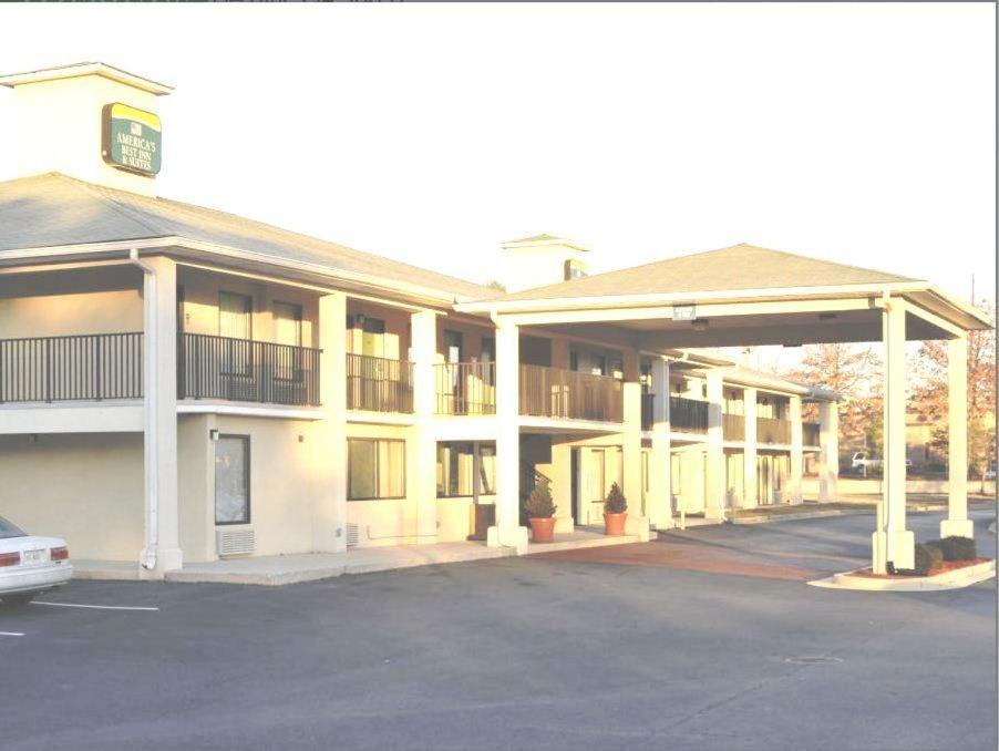 America's Best Inn & Suites - Decatur — hotel in Decatur