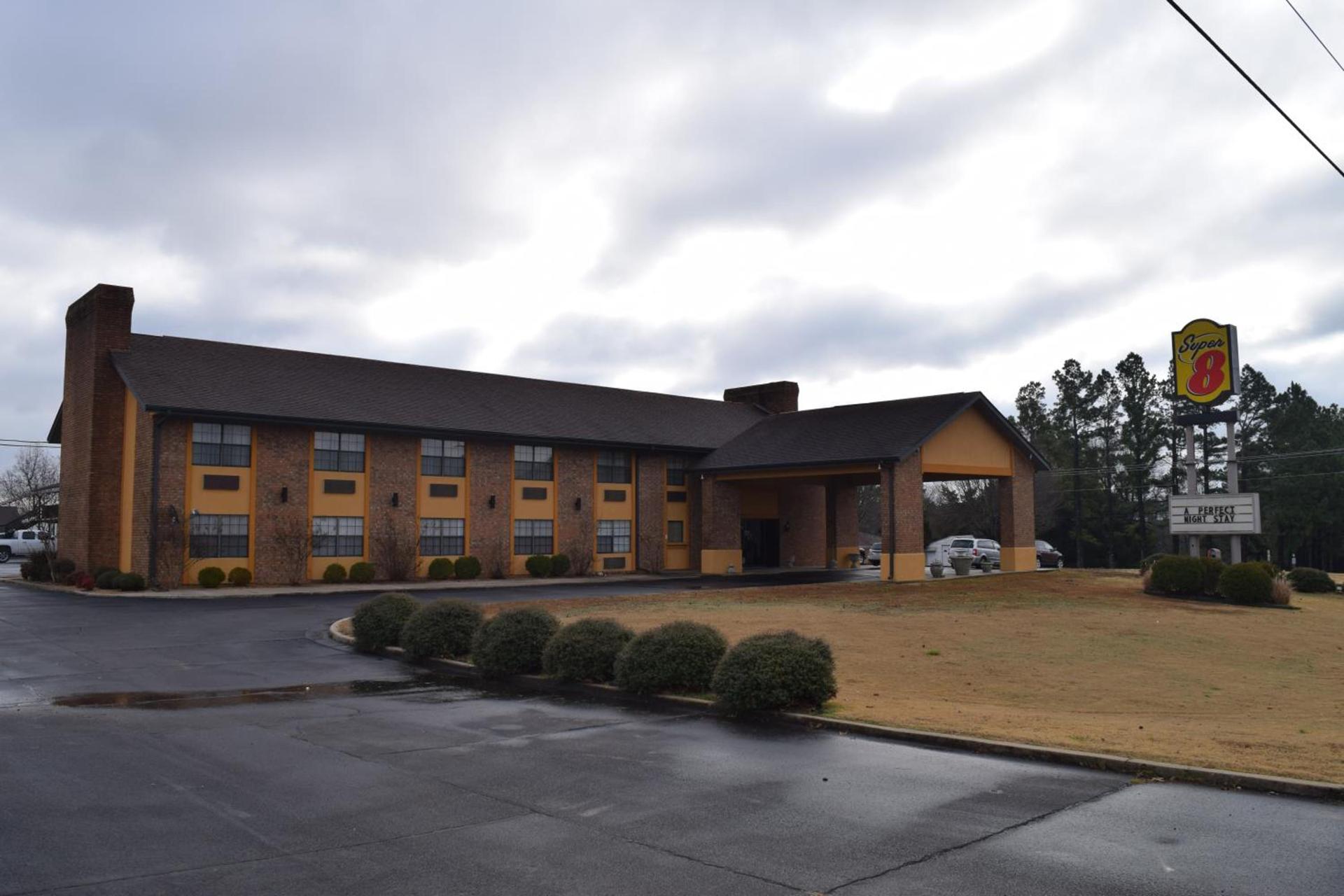 Super 8 by Wyndham Paragould photo 56