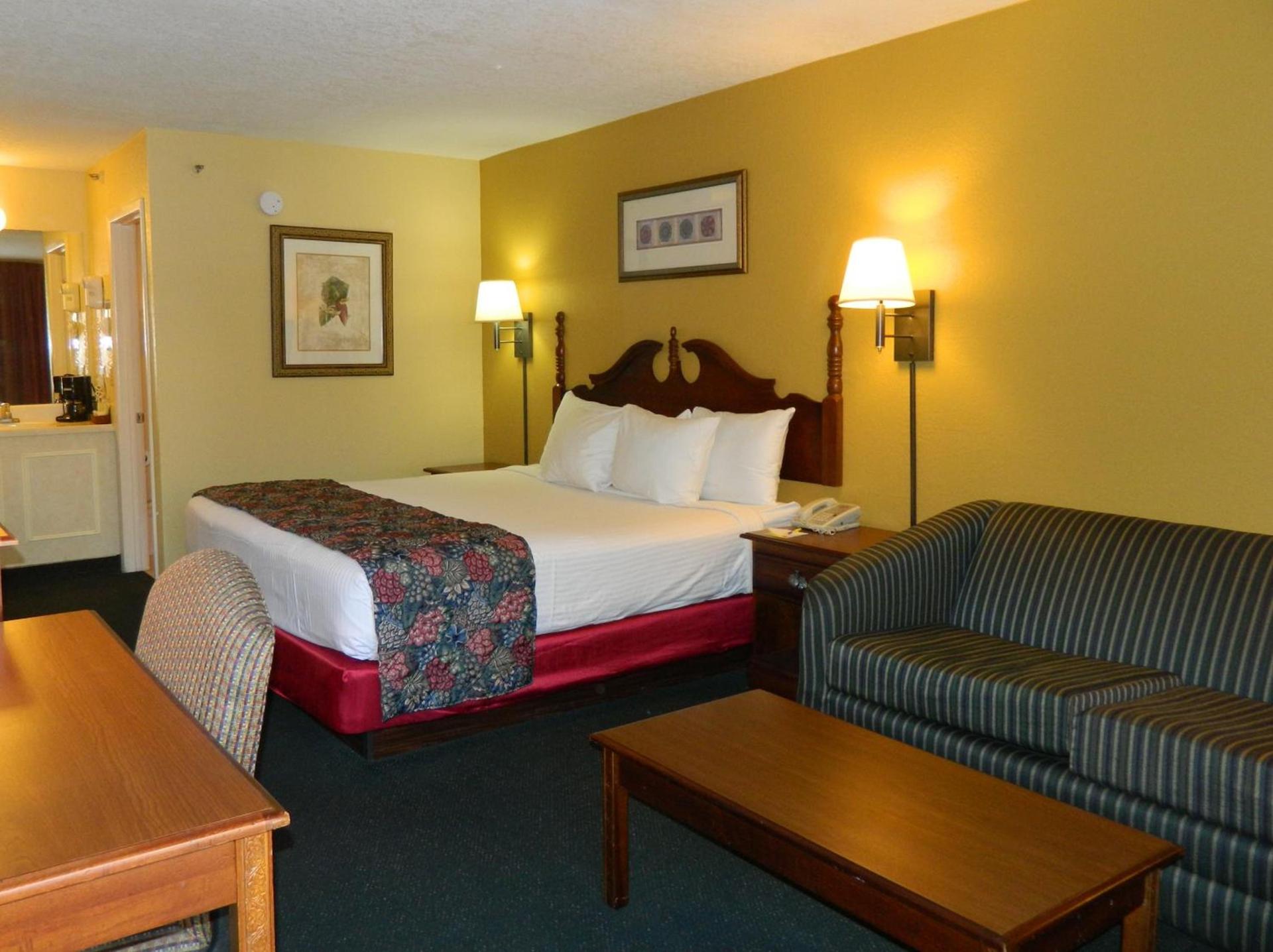 Days Inn by Wyndham Hoover Birmingham photo 27