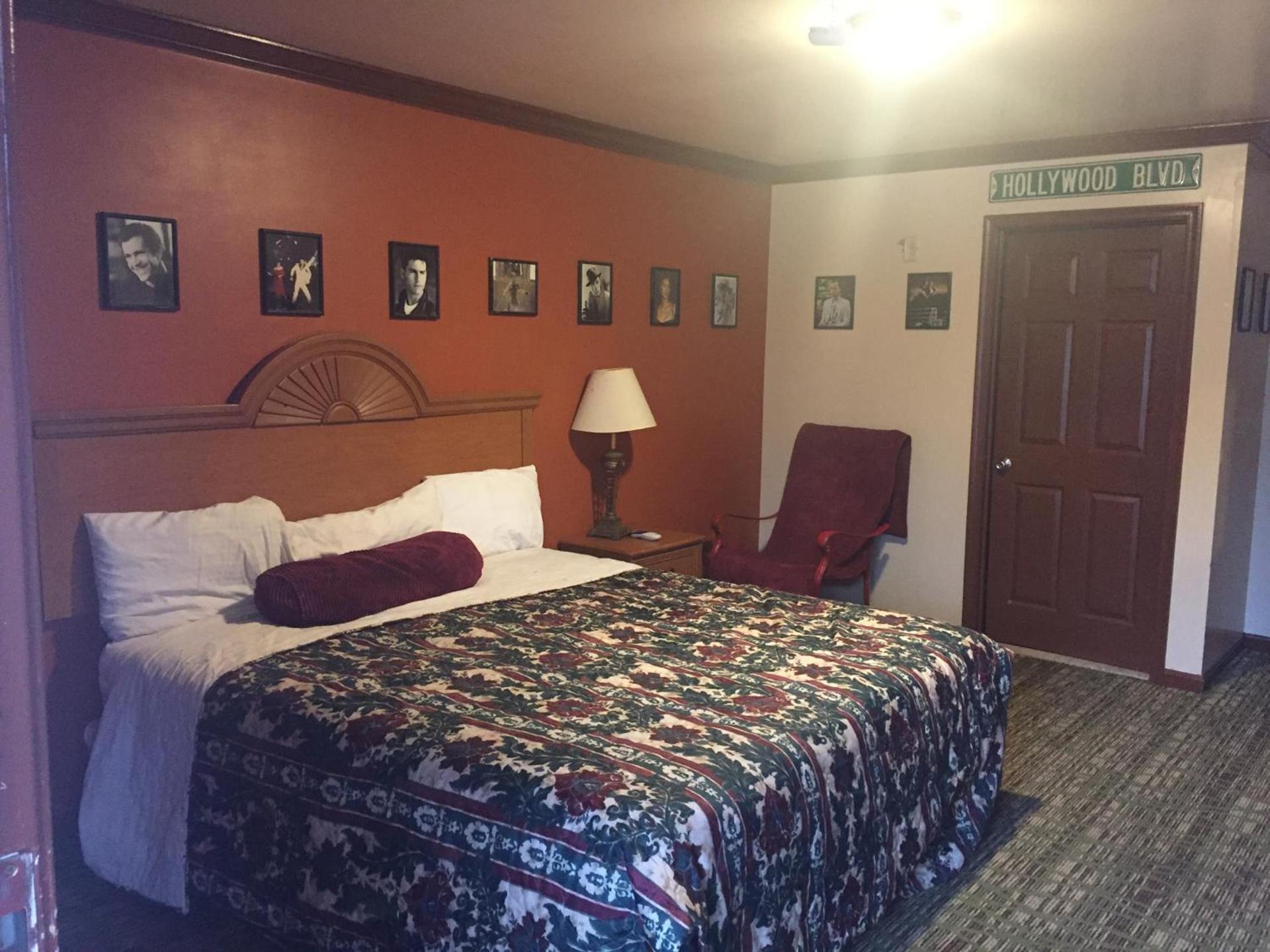 Colony inn motel photo 11