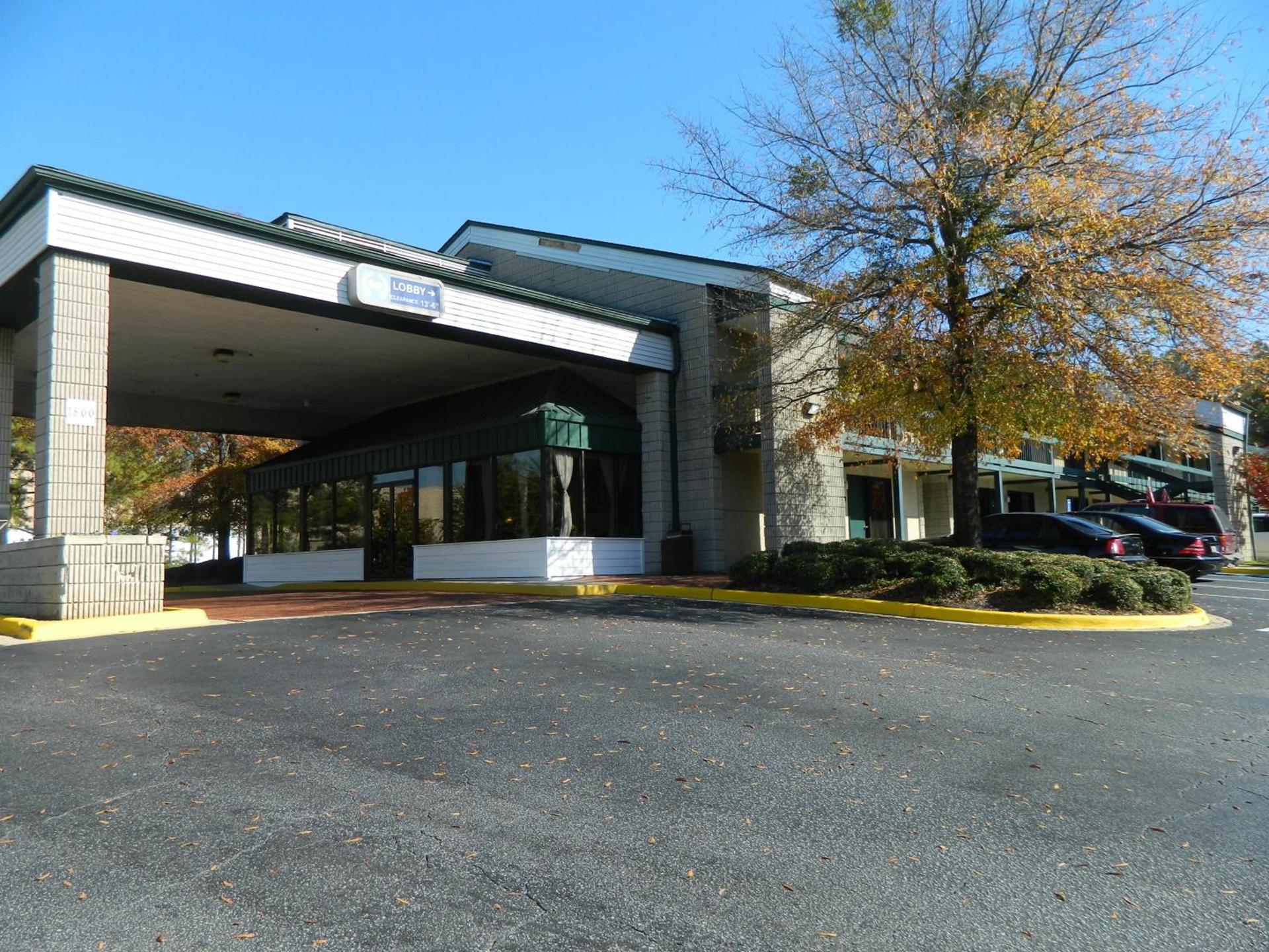 Days Inn by Wyndham Hoover Birmingham photo 13