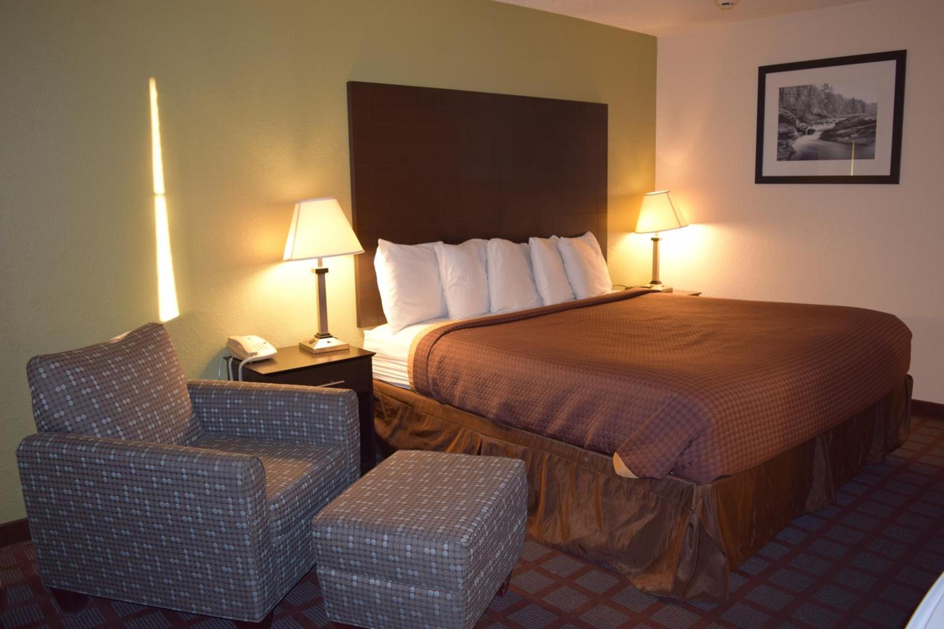 Super 8 by Wyndham Saginaw photo 8