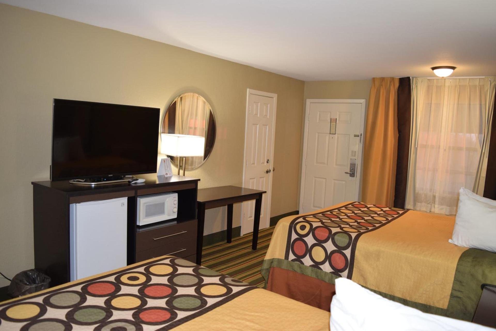 Super 8 by Wyndham Paragould photo 32