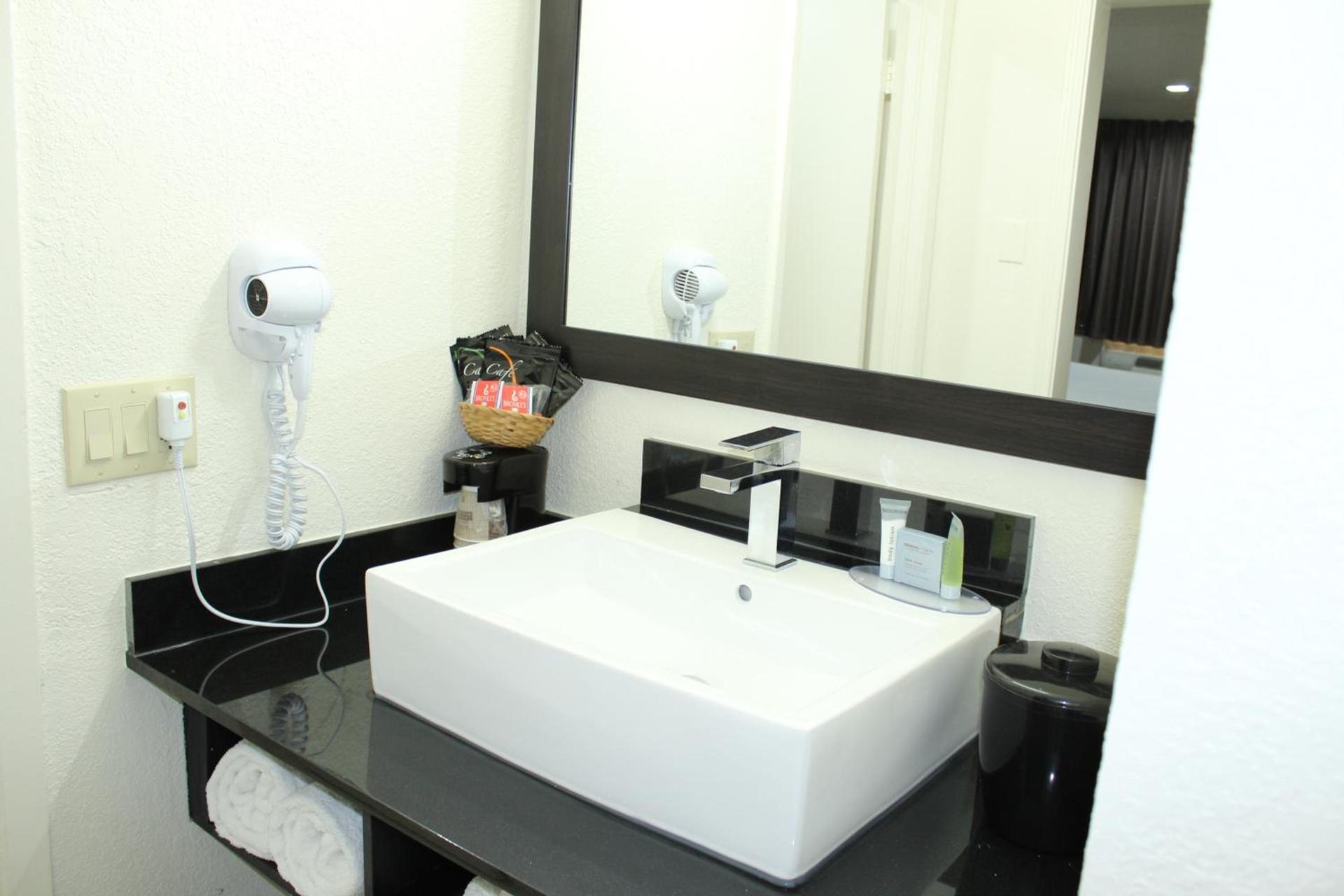 Stay Express Inn Dallas - Fair Park / Downtown photo 20