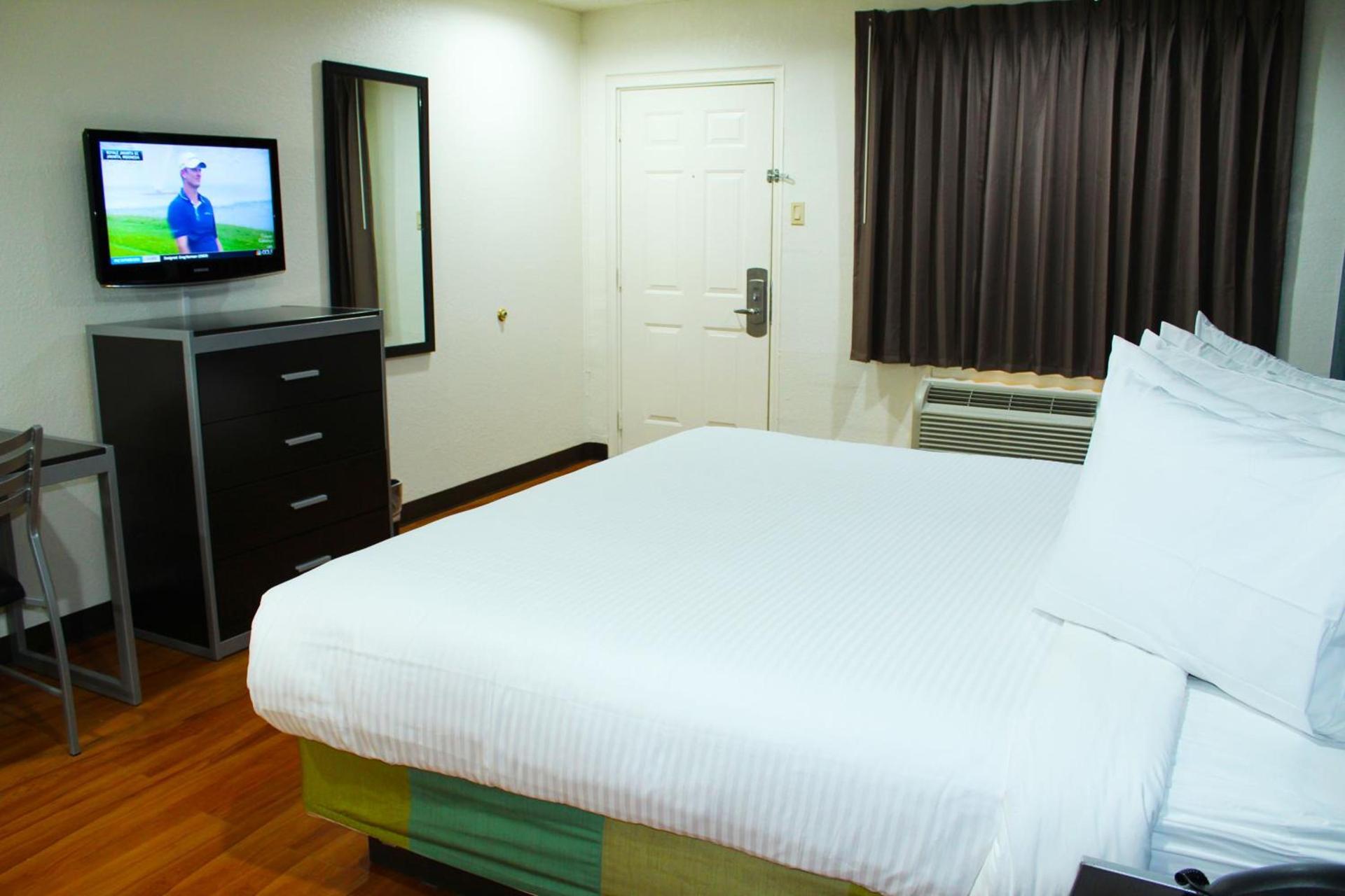 Stay Express Inn Dallas - Fair Park / Downtown photo 13