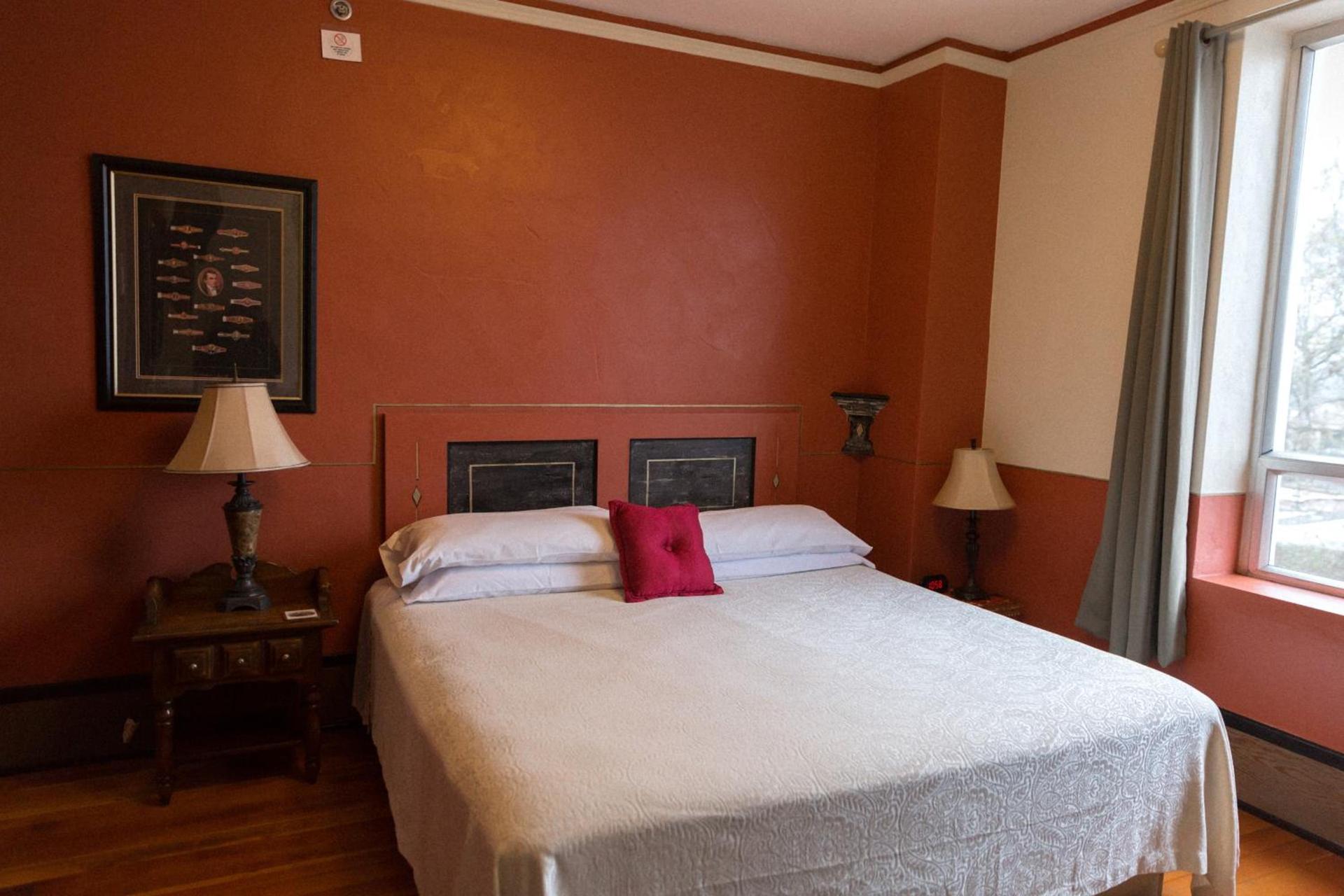 The Peak at Centralia Square - Self Check-In Hotel photo 49