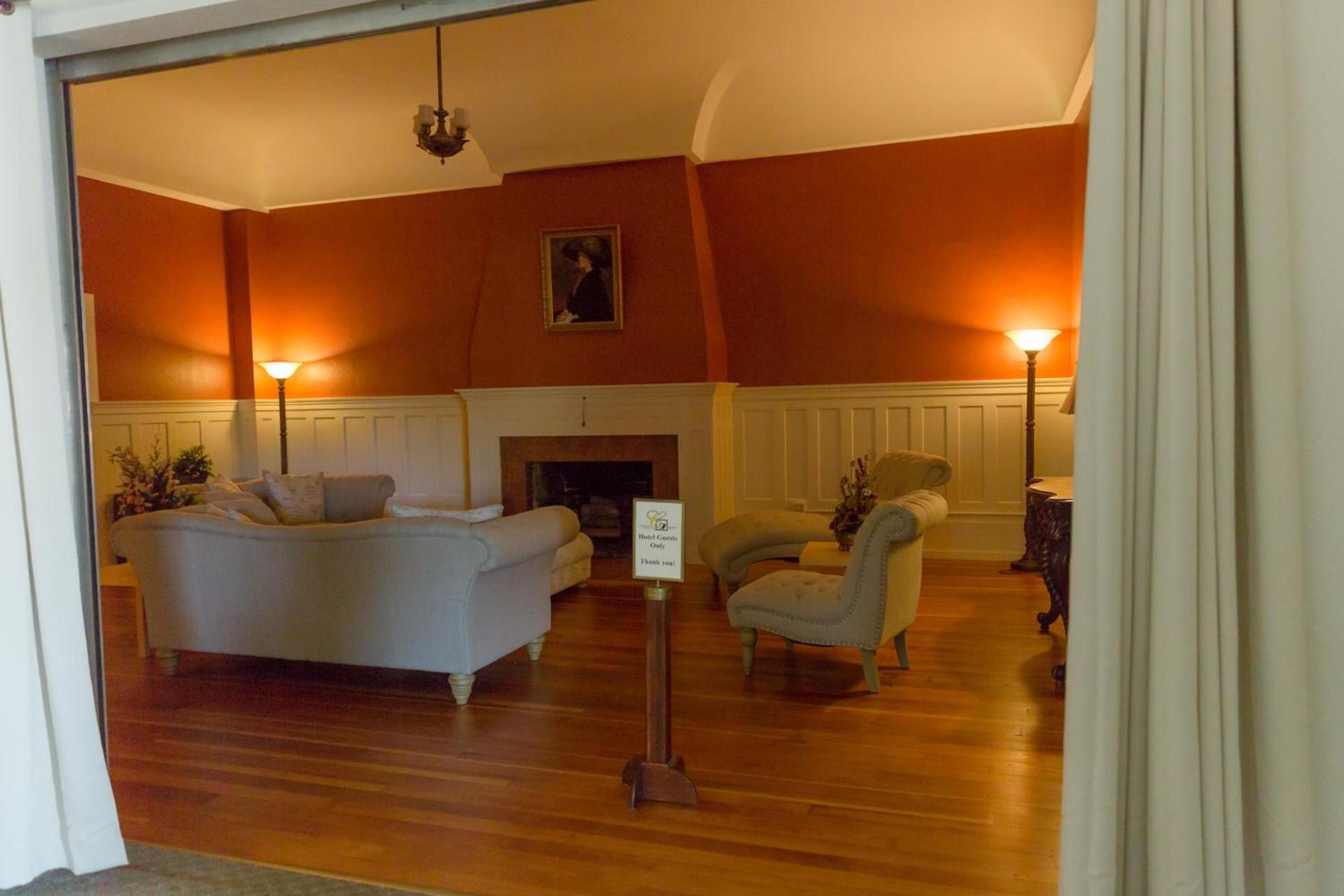 The Peak at Centralia Square - Self Check-In Hotel photo 11