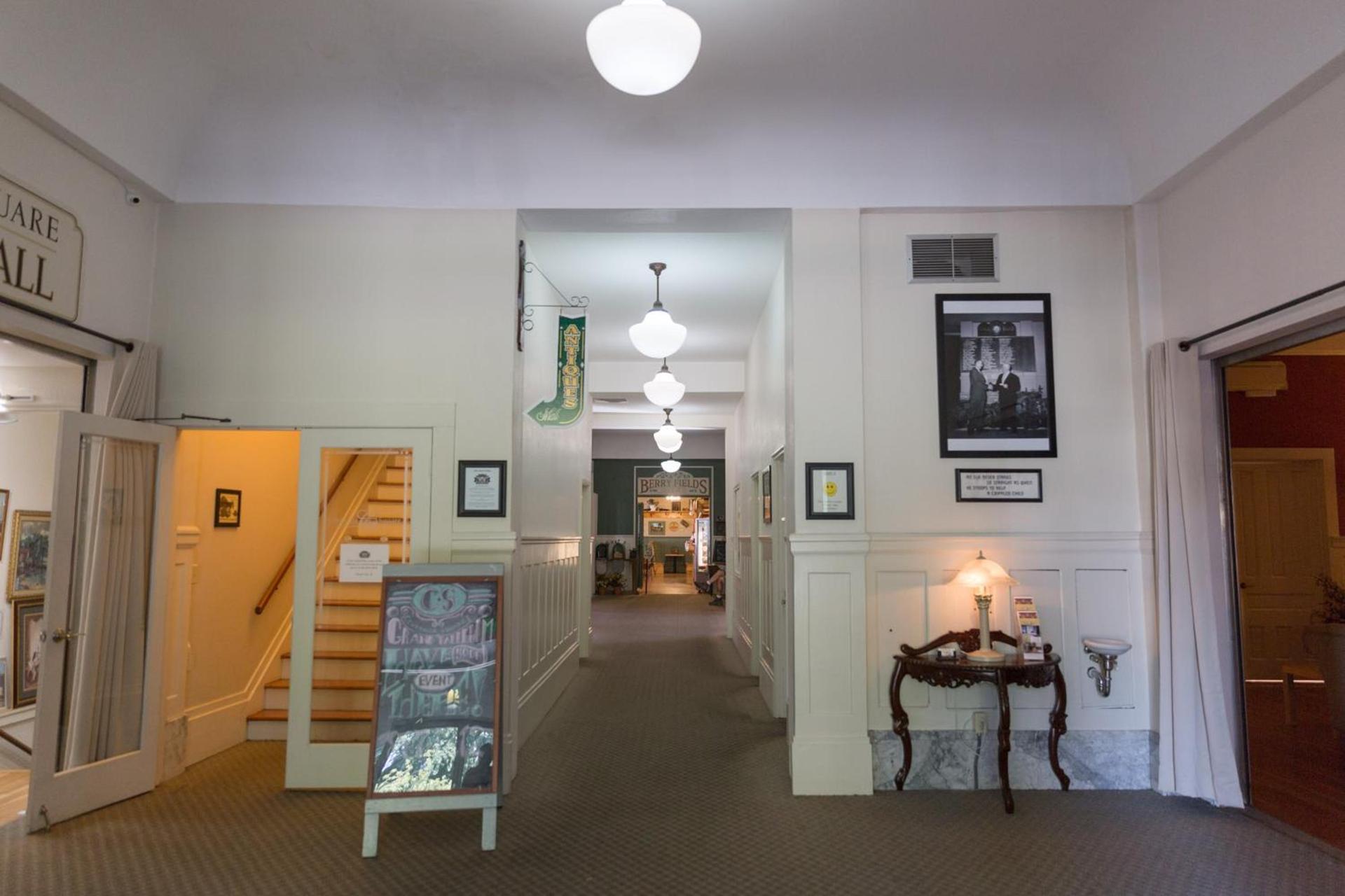 The Peak at Centralia Square - Self Check-In Hotel photo 8