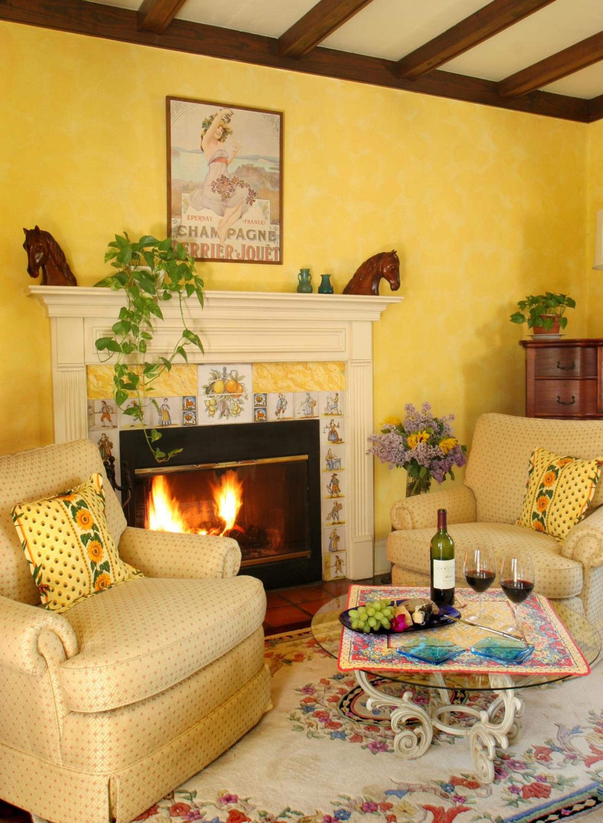 L'Auberge Provencale Inn & Restaurant photo 58