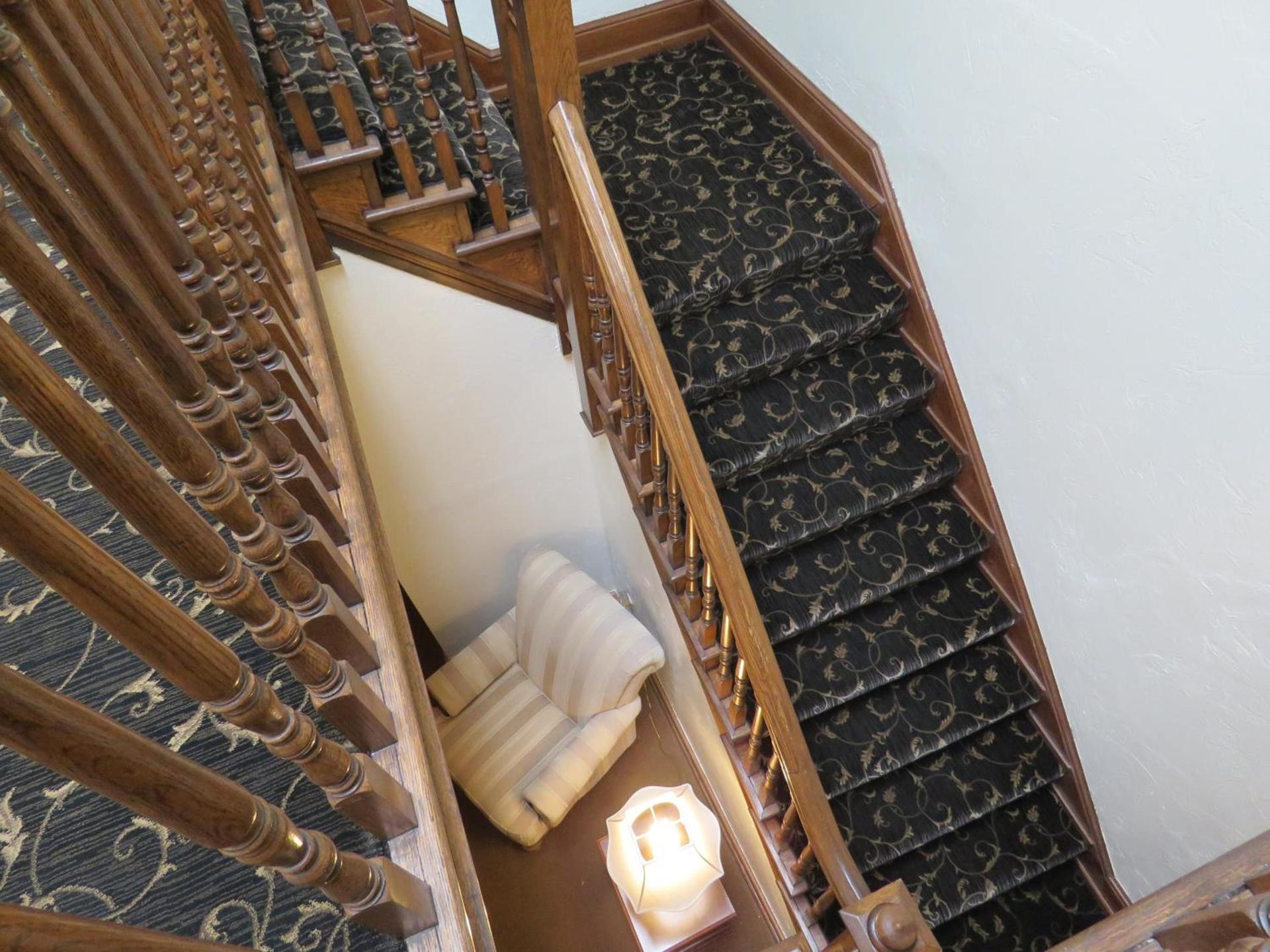 Altland House Inn & Suites photo 24