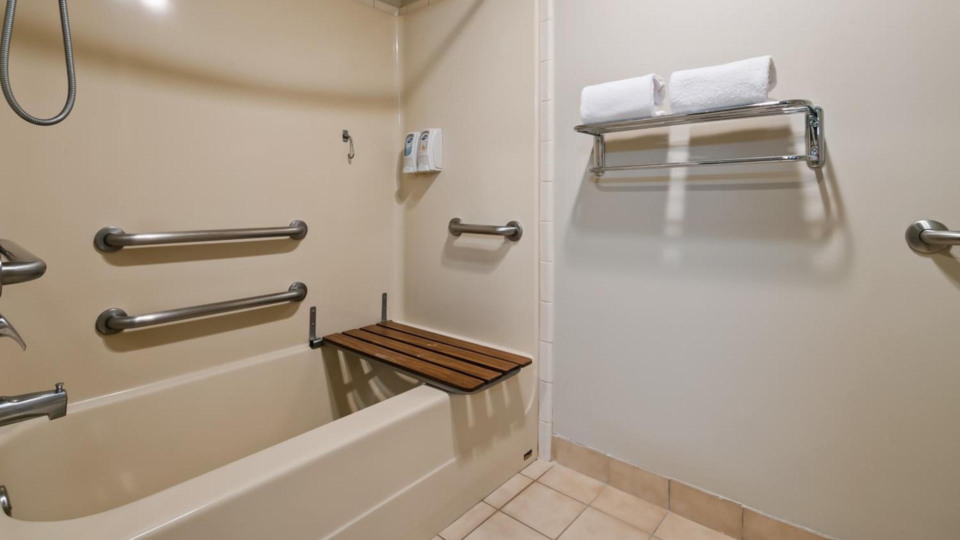 Best Western Newberg Inn photo 54