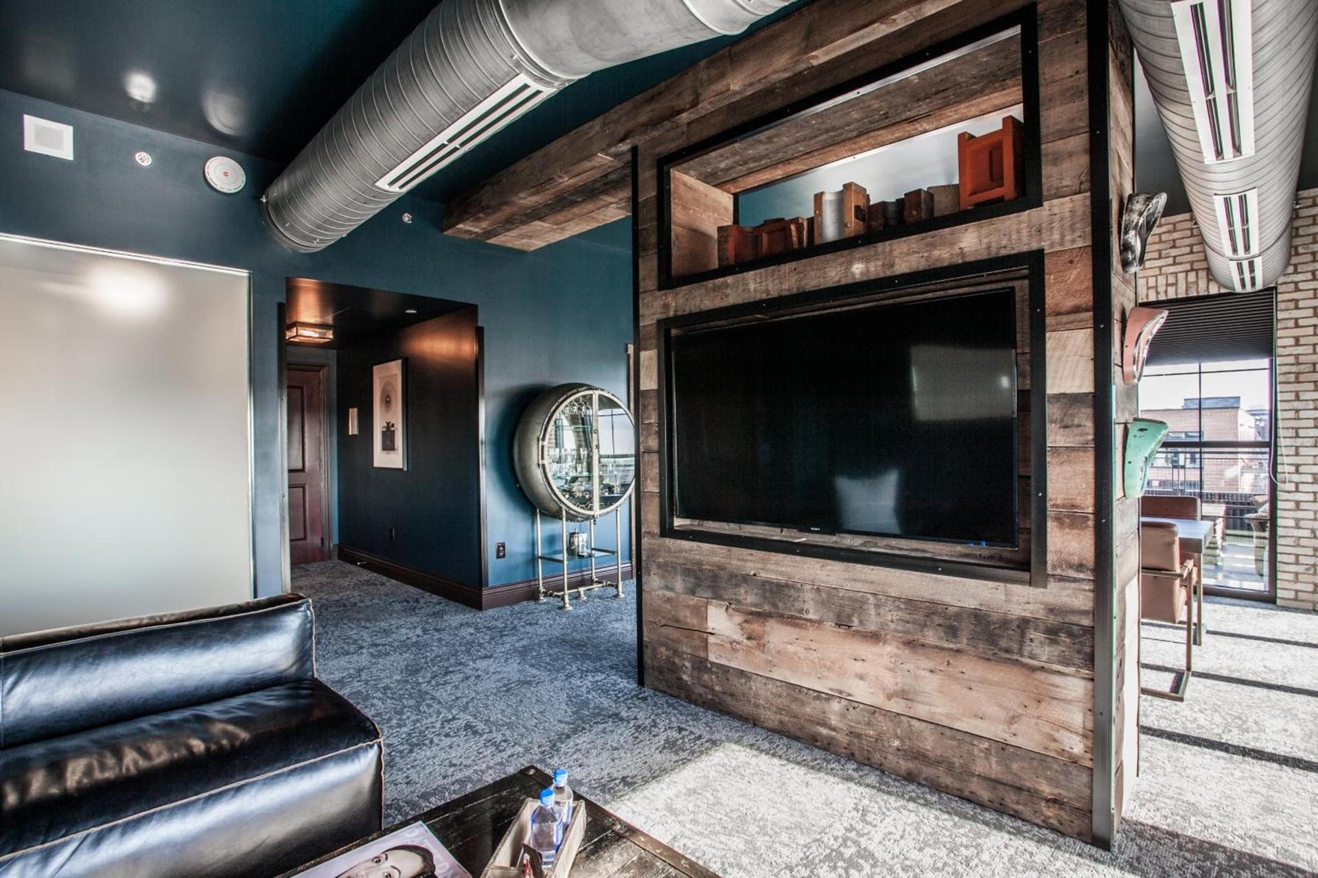 Ironworks Hotel Indy photo 67