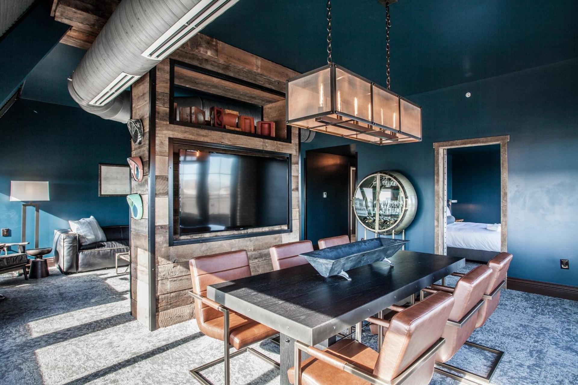 Ironworks Hotel Indy photo 89