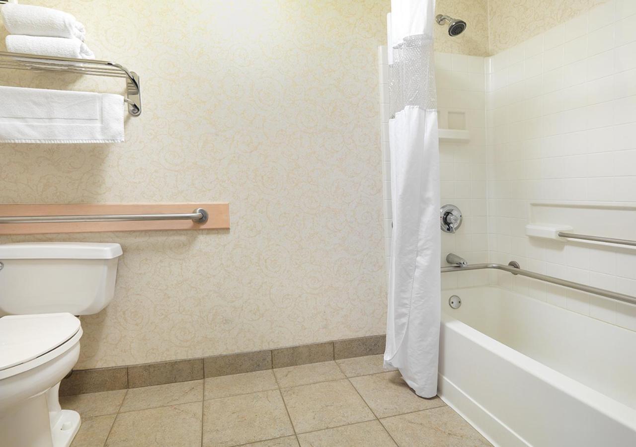 Crystal Inn Hotel & Suites - Salt Lake City photo 27