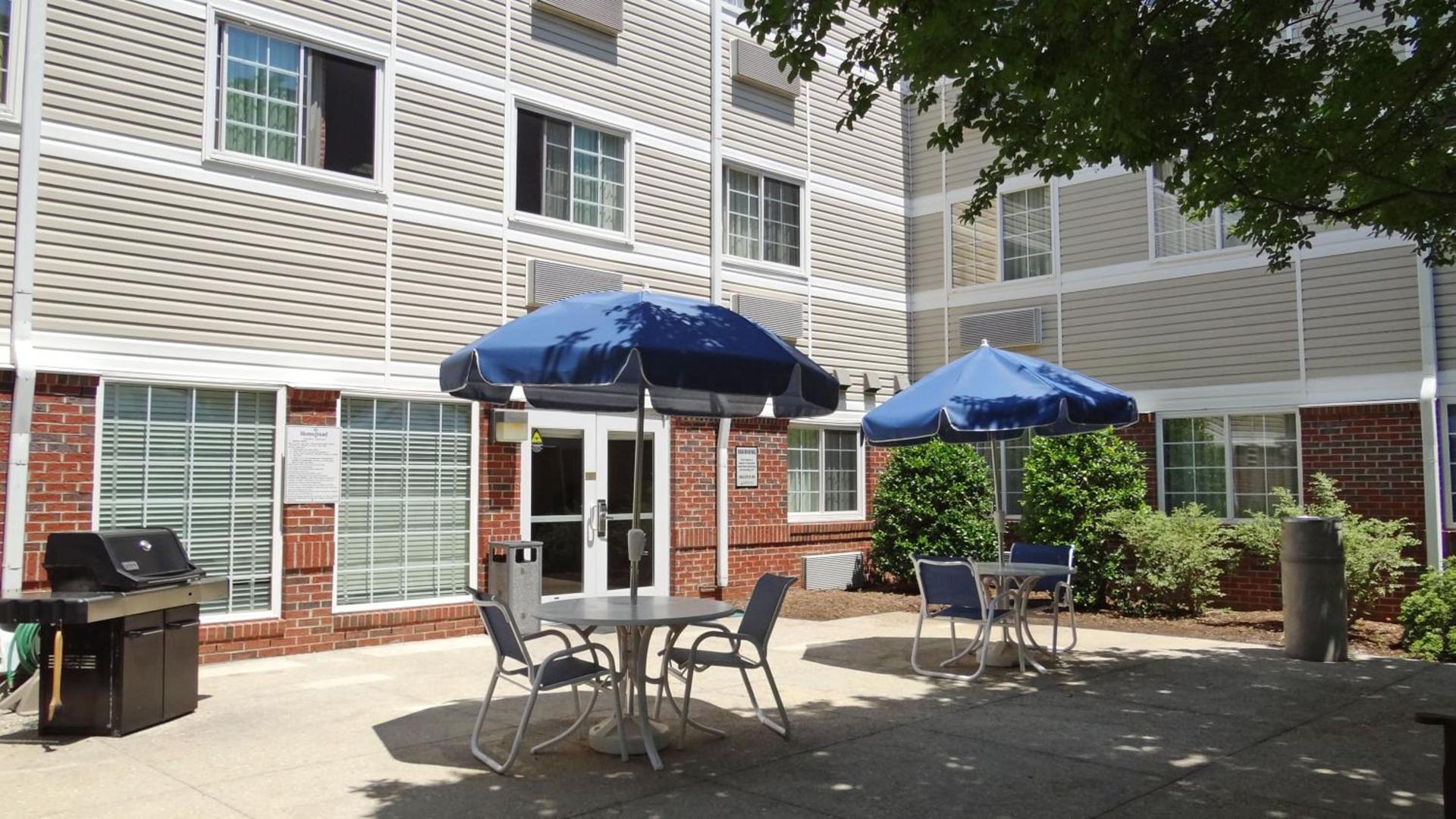 MainStay Suites Raleigh North photo 5