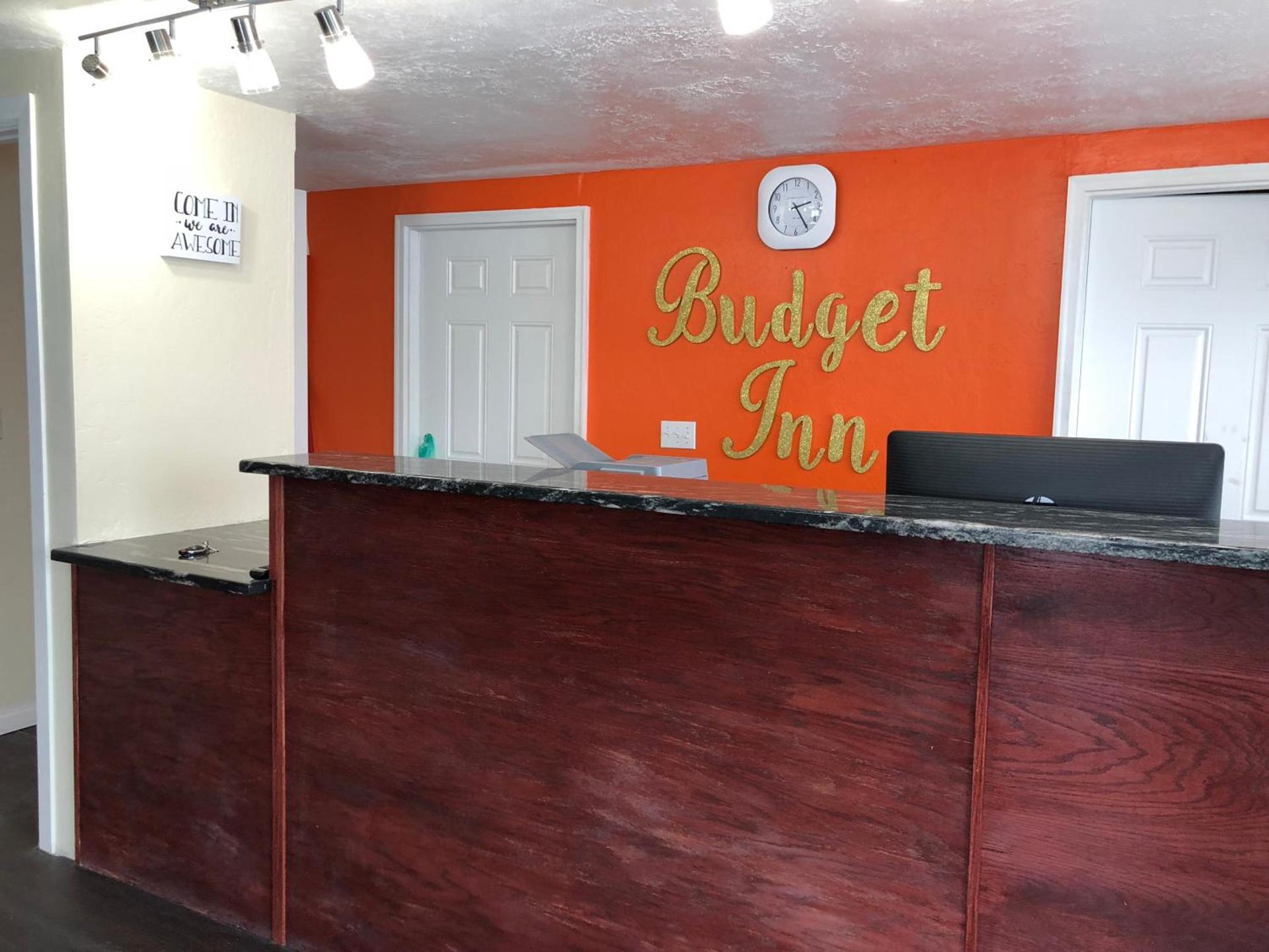 Budget Inn photo 6