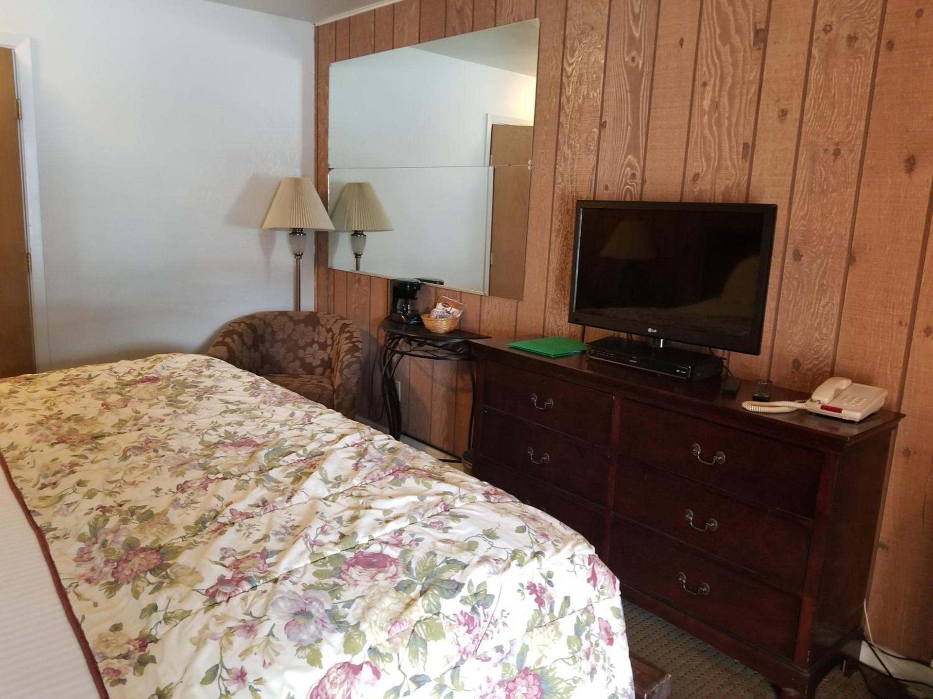 Gold Pan Lodge photo 37