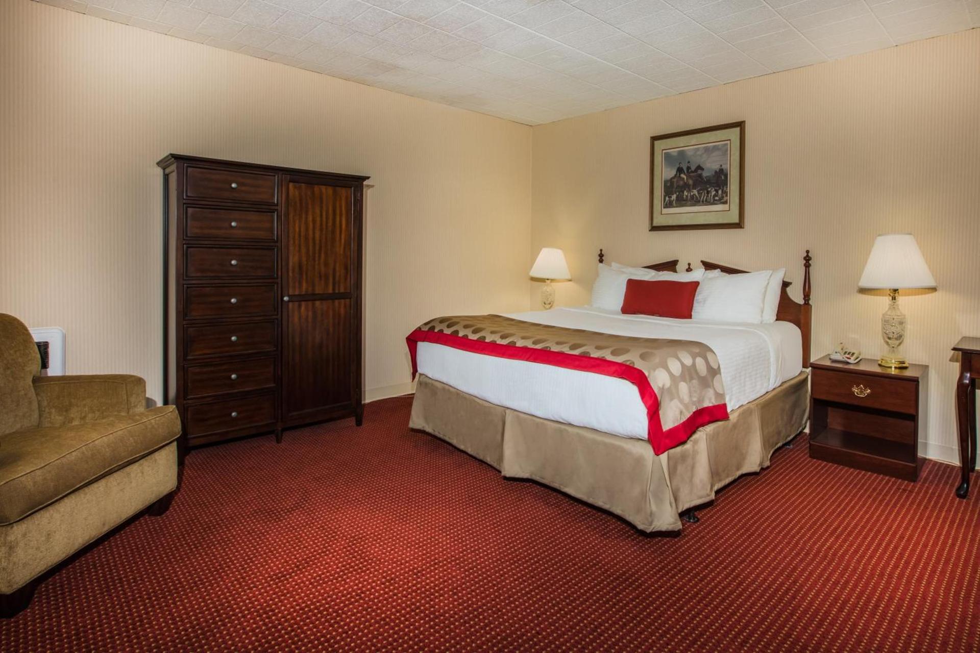 Ramada by Wyndham Ligonier photo 39
