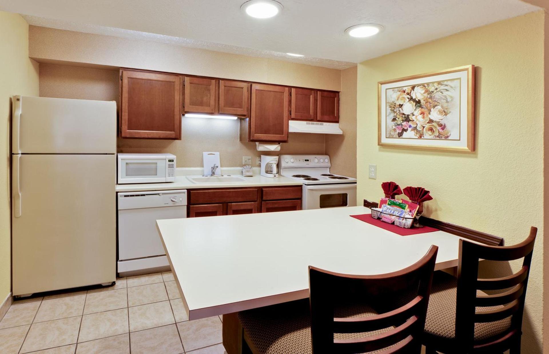 Hawthorn Extended Stay by Wyndham Columbus photo 21