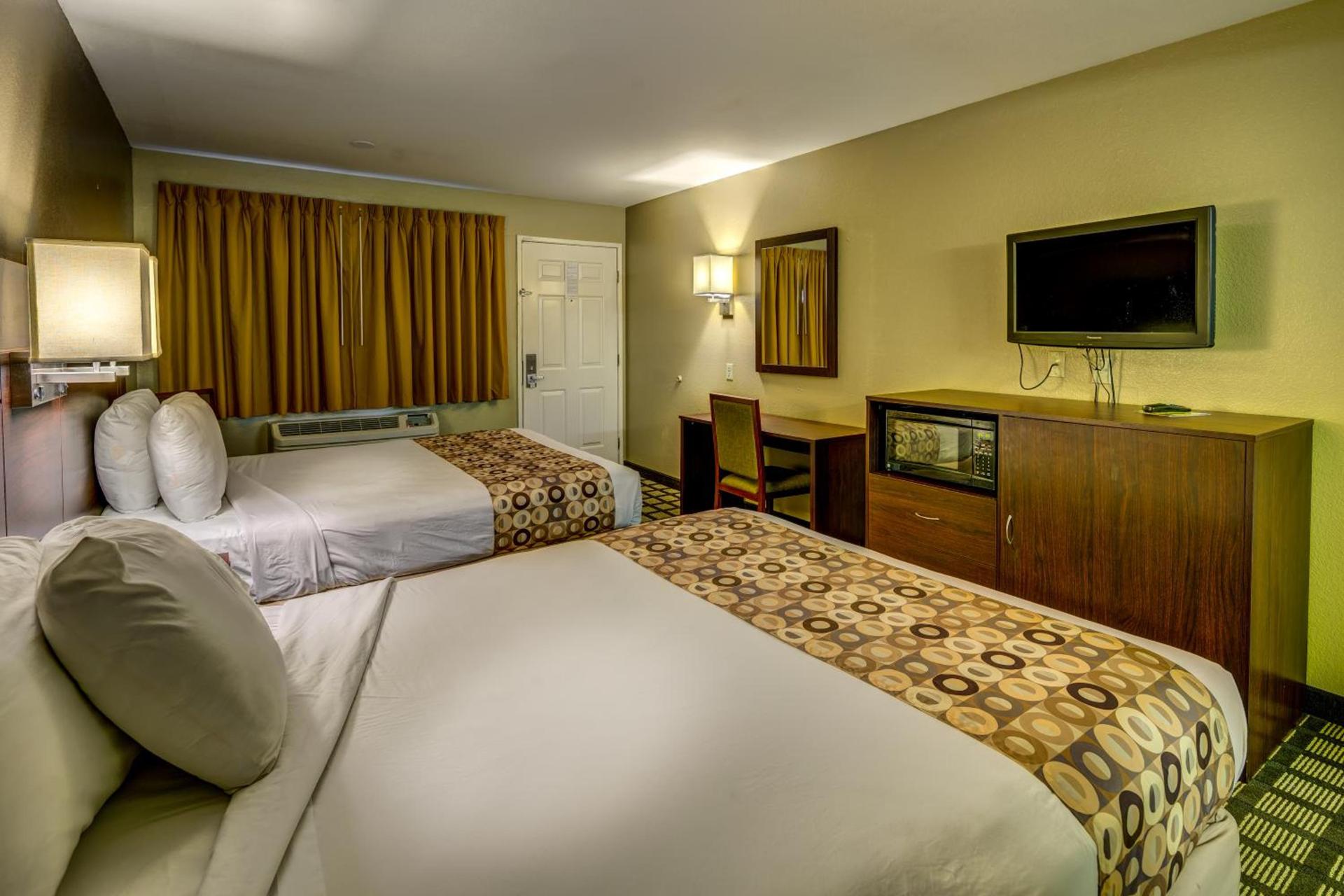 Travelers Inn - Phoenix photo 14