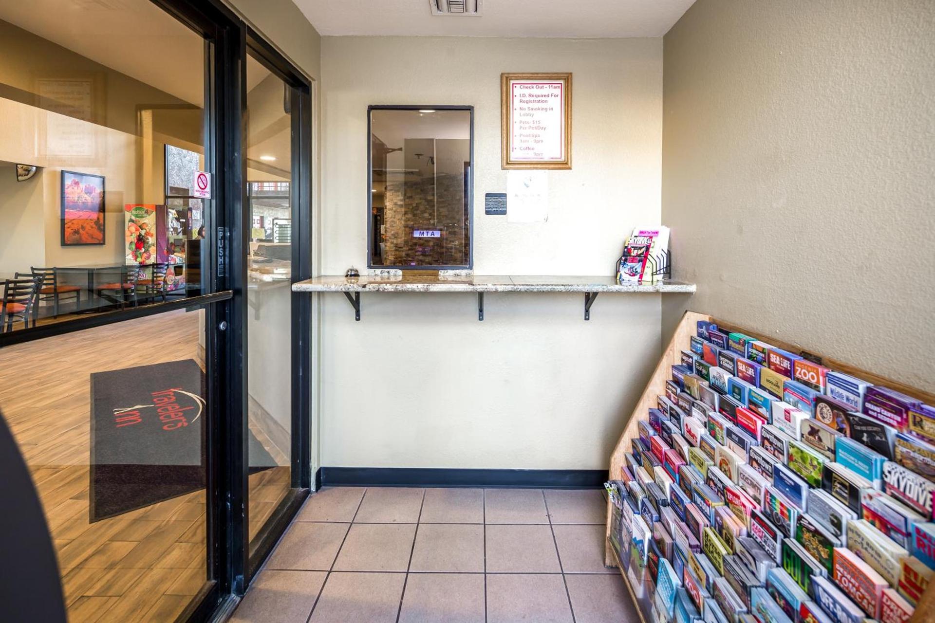 Travelers Inn - Phoenix photo 5