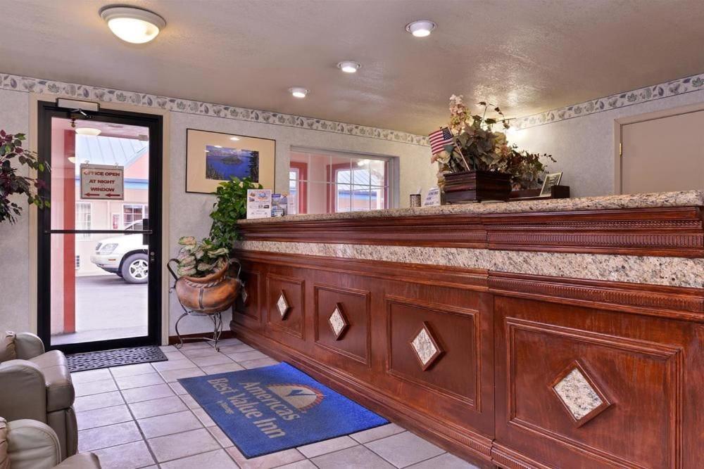 Americas Best Value Inn Eugene photo 5