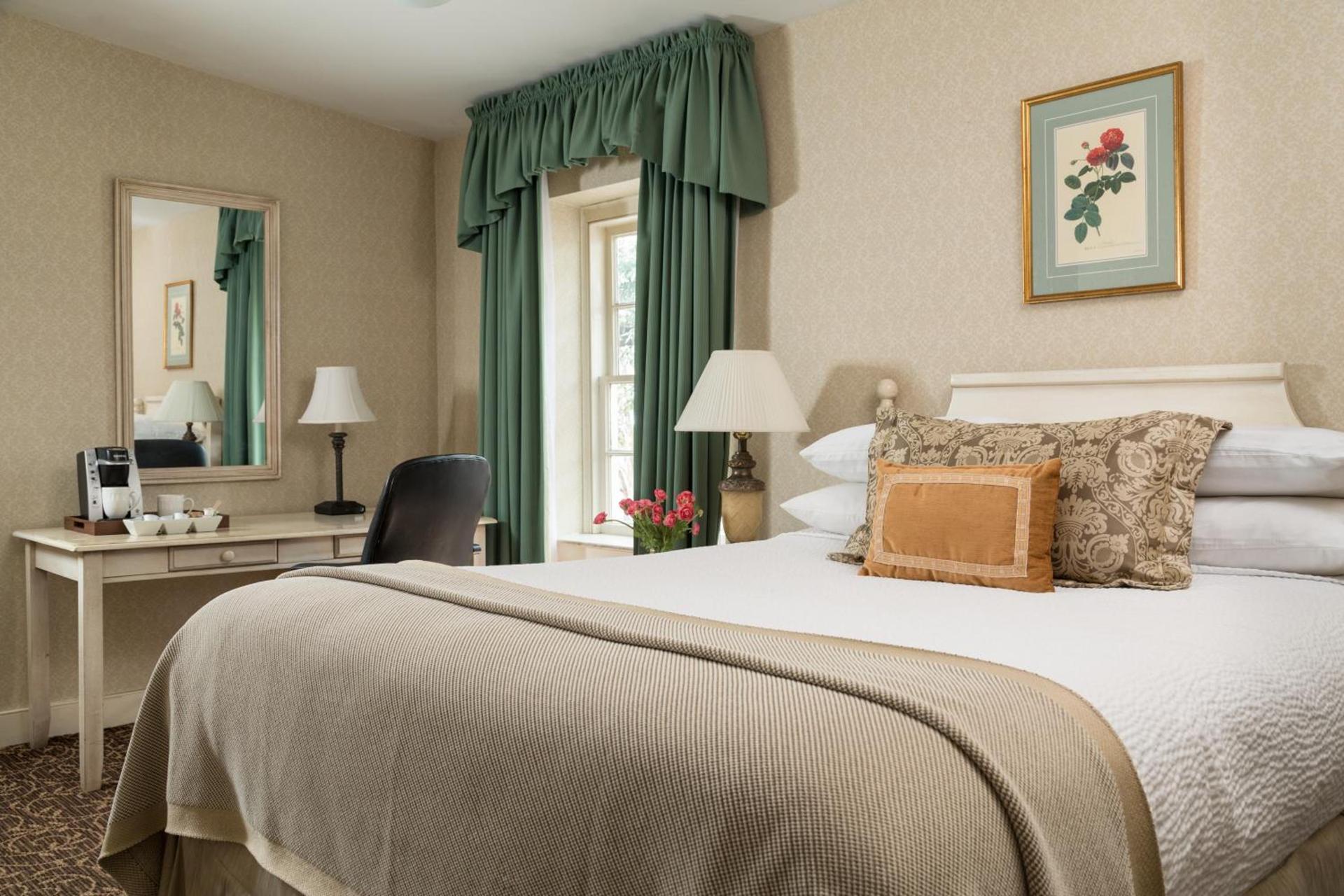 Linden Row Inn photo 24