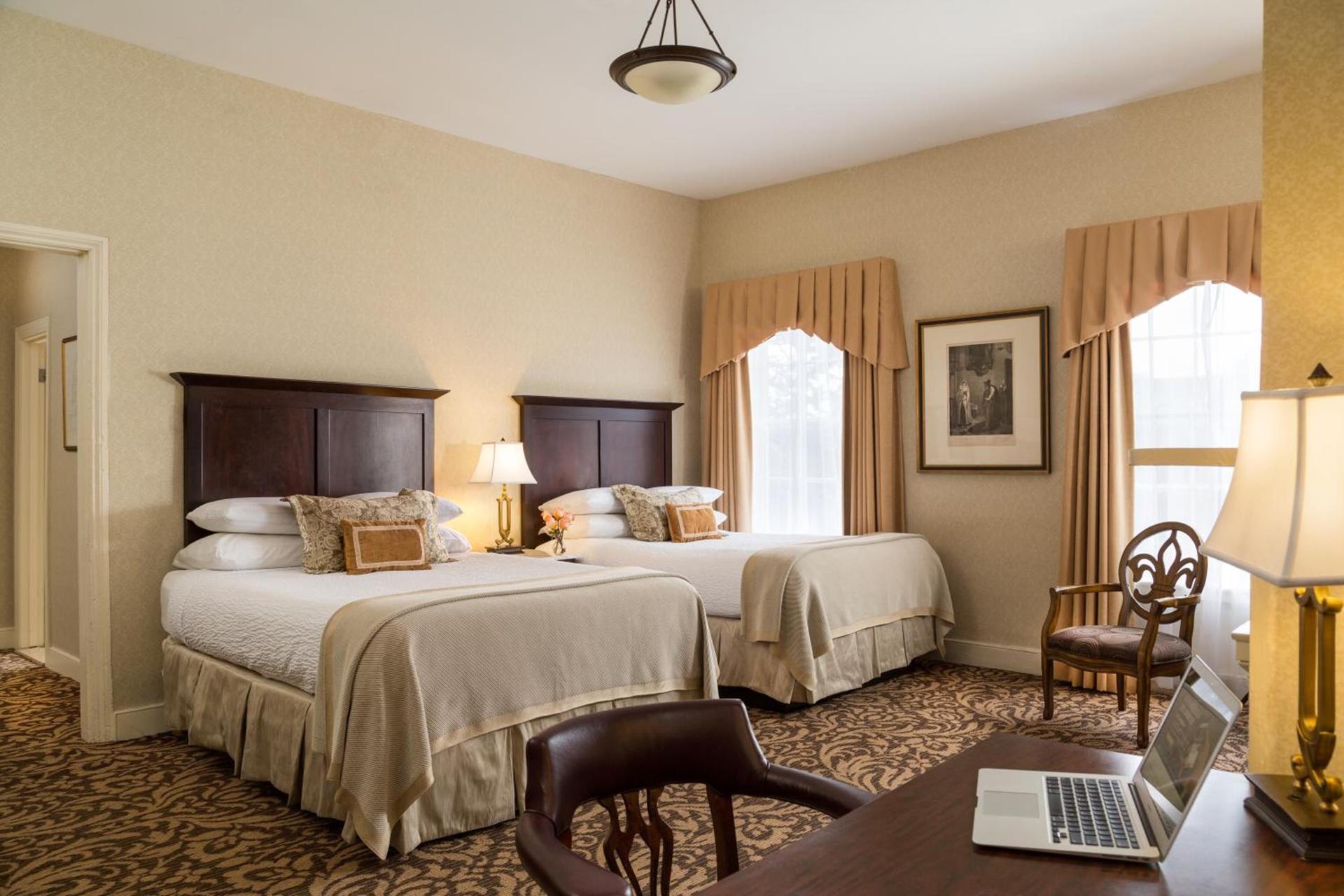 Linden Row Inn photo 22