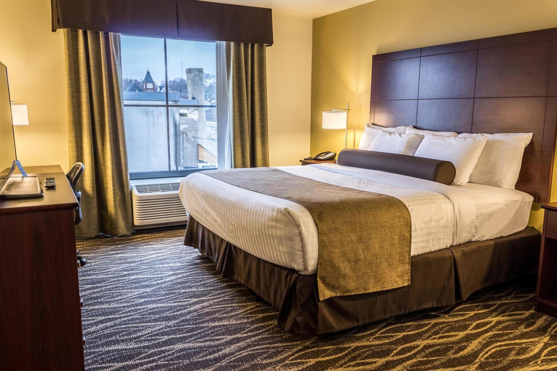 Cobblestone Hotel & Suites - Chippewa Falls photo 24