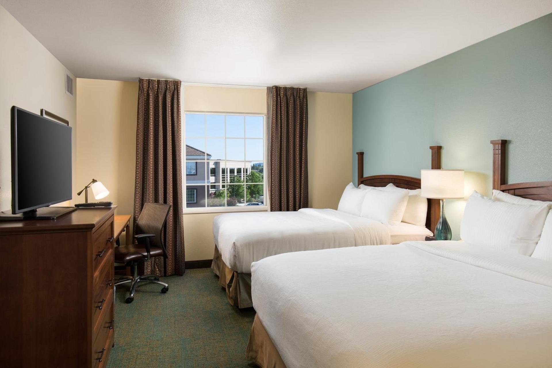 Staybridge Suites Sacramento-Folsom by IHG photo 5