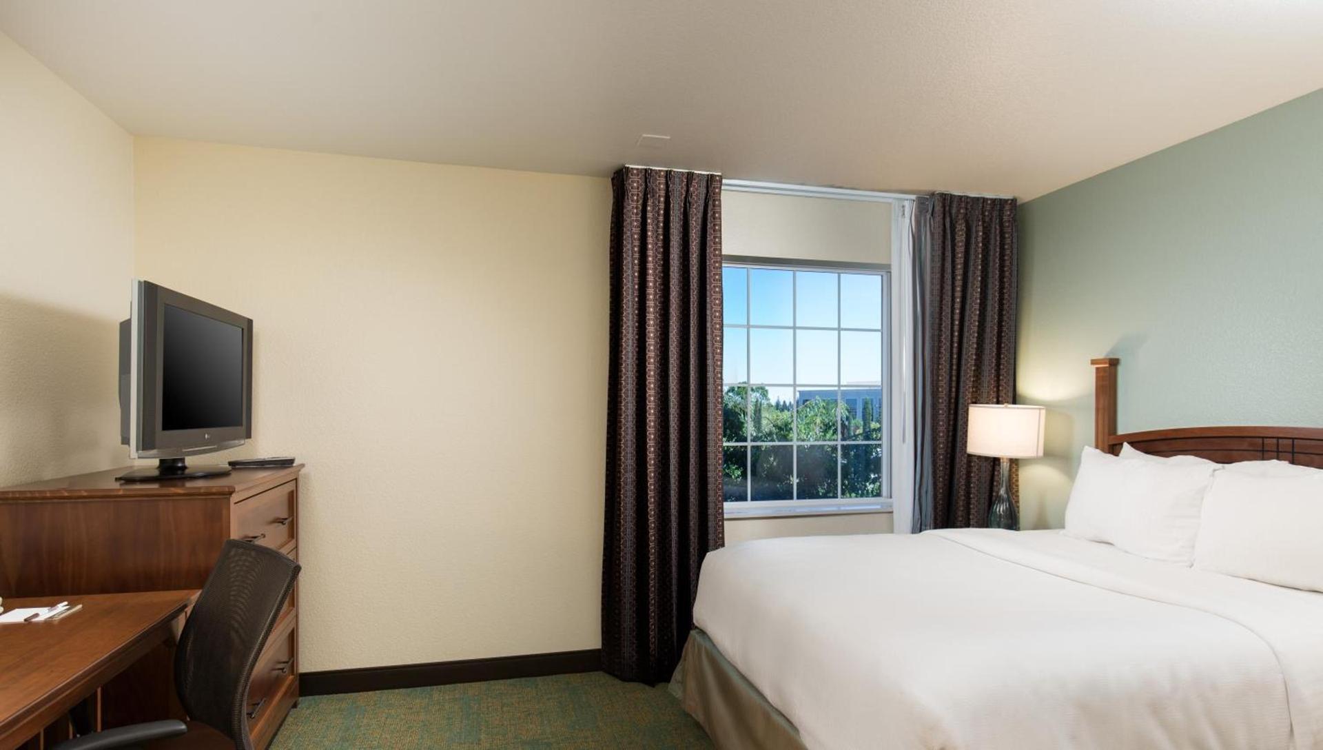 Staybridge Suites Sacramento-Folsom by IHG photo 8