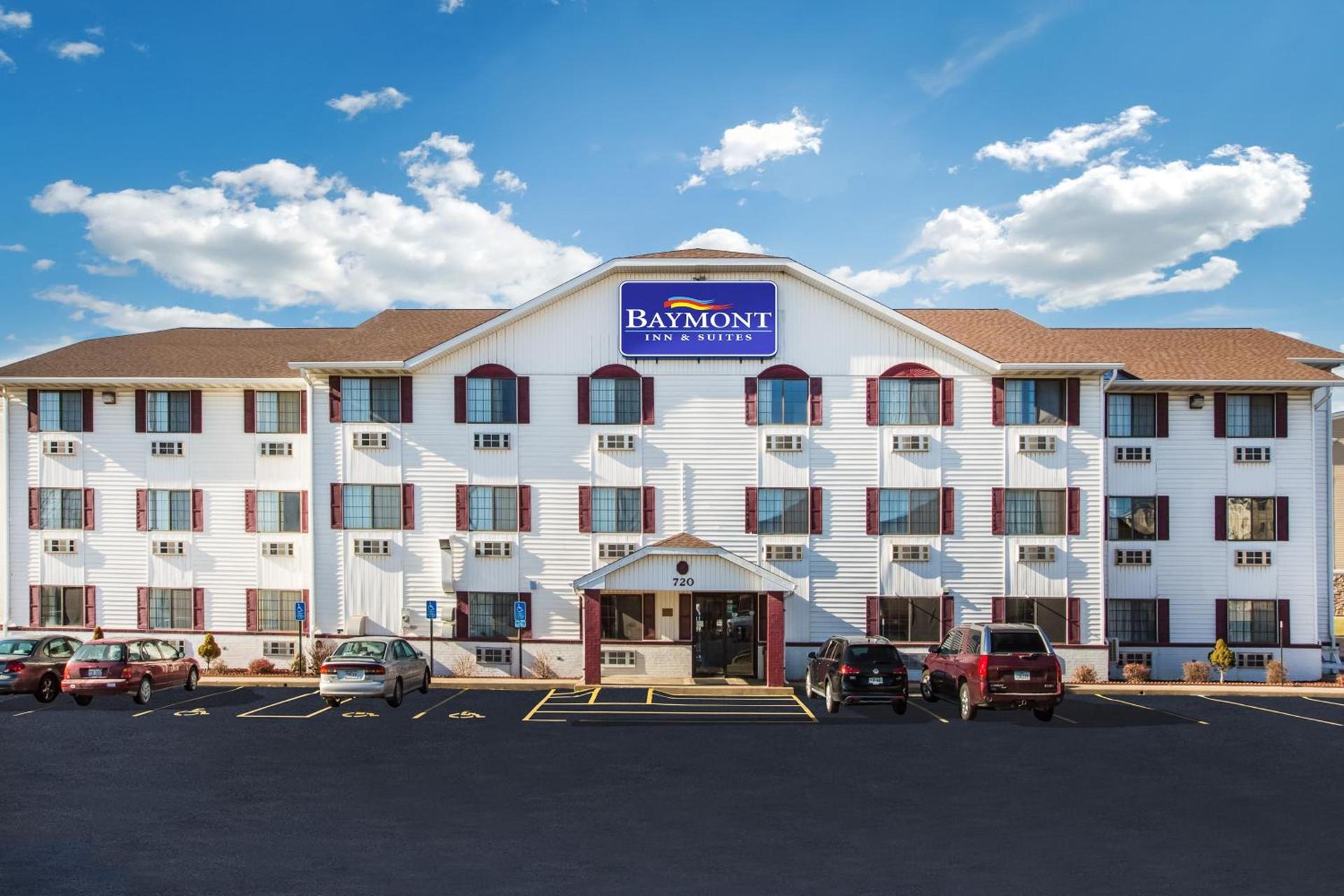 Baymont by Wyndham Cedar Rapids photo 34