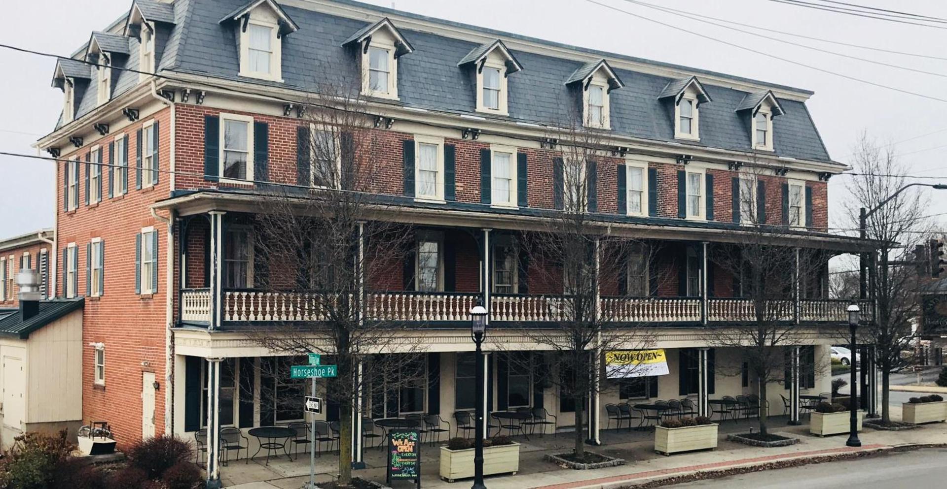 Waynebrook Inn photo 2