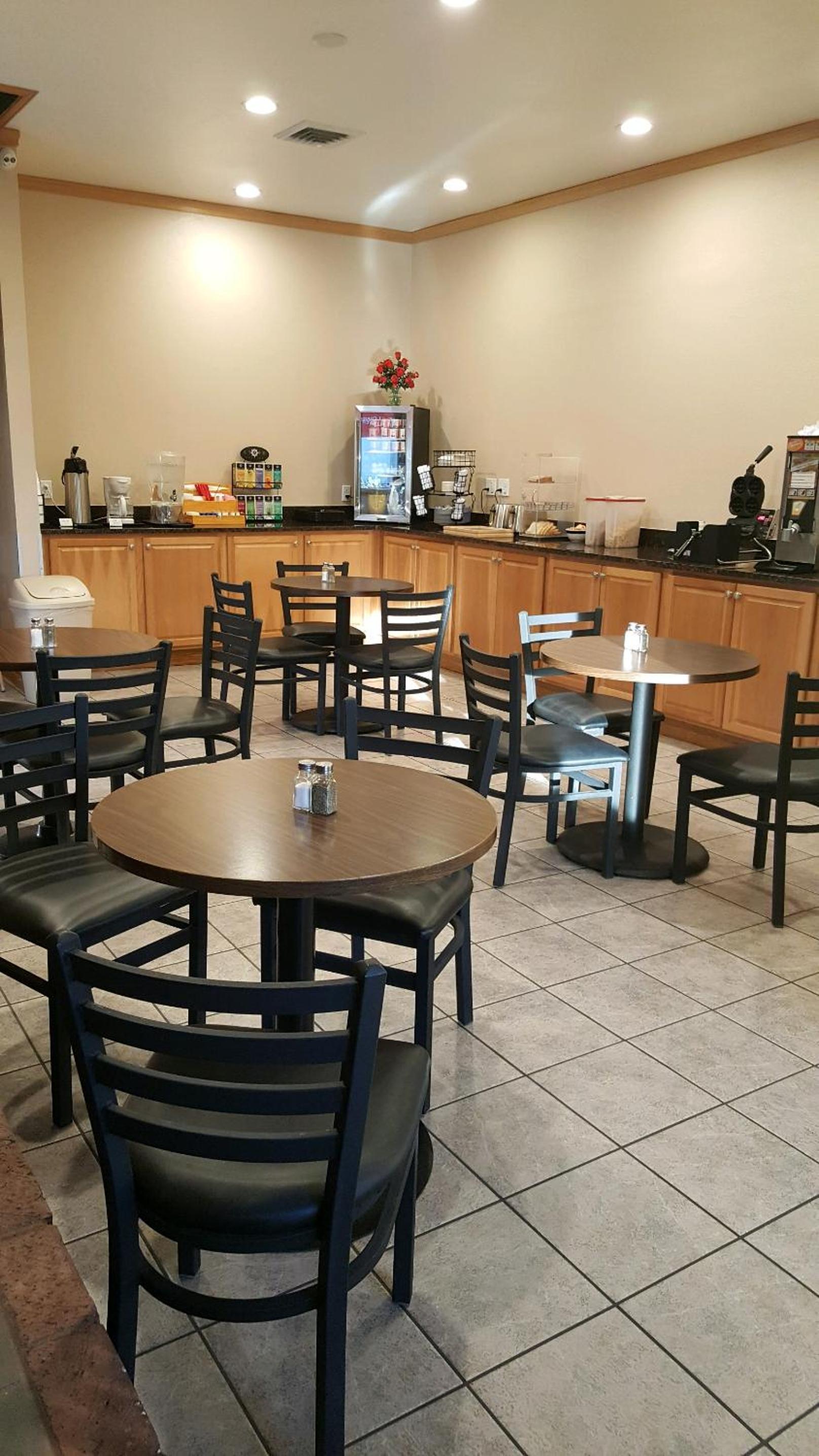 Port Angeles Inn photo 17