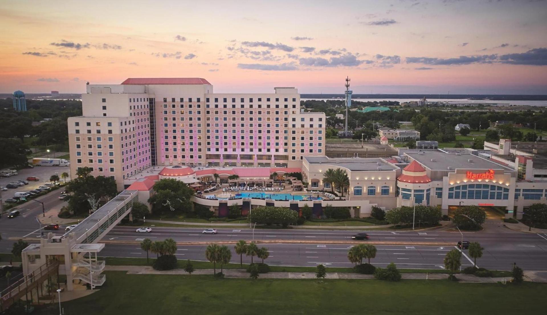 Harrah's Gulf Coast Hotel & Casino - A Caesars Rewards Destination photo 13