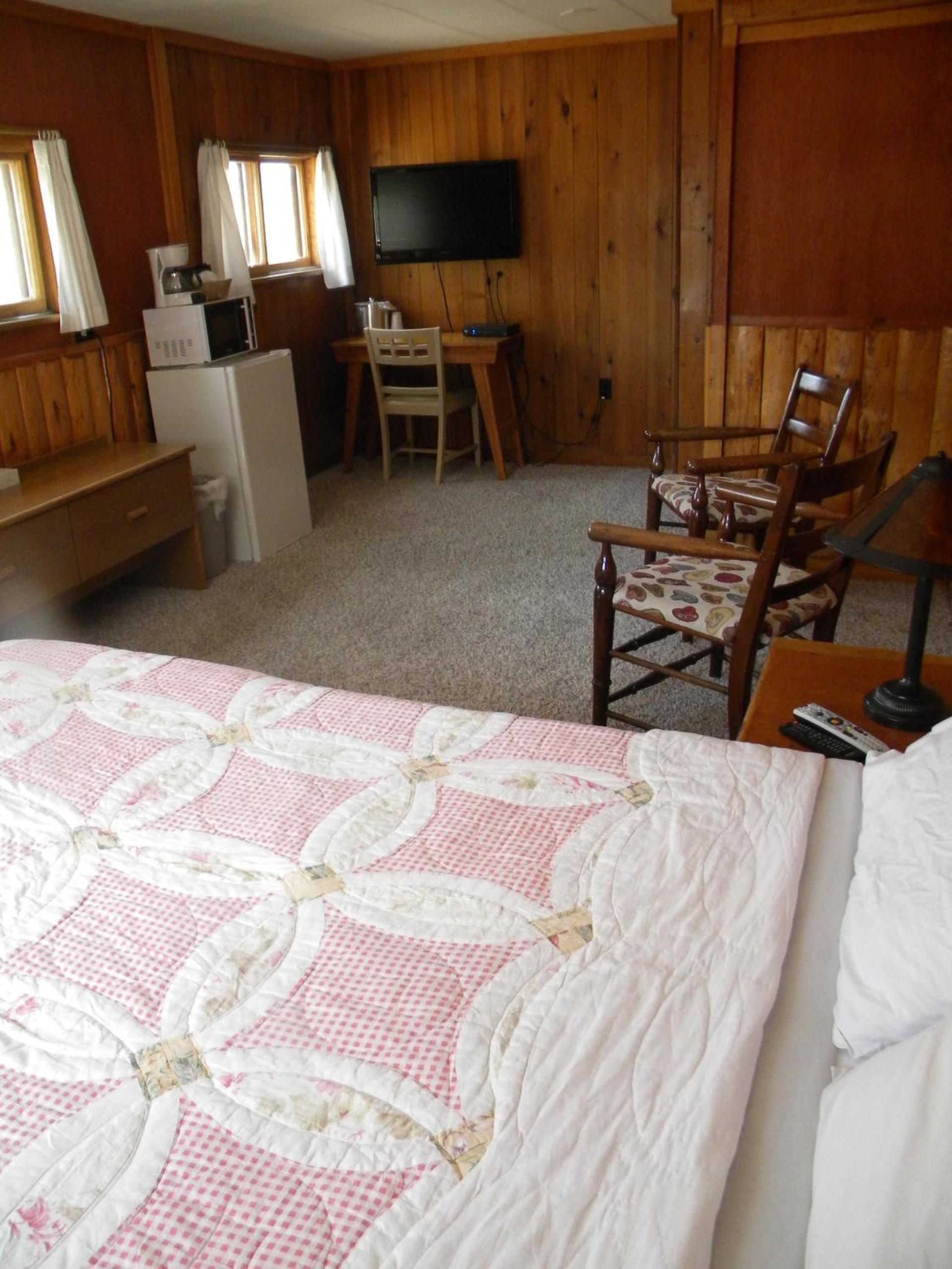 Trail Shop Inn photo 37
