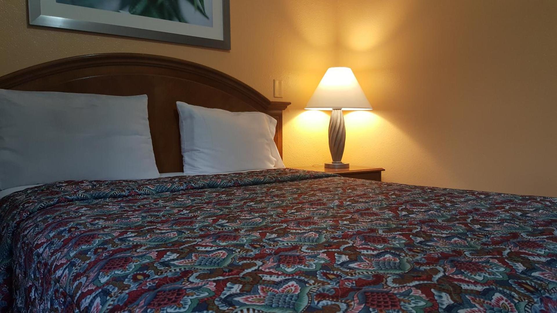 Flamingo Inn Long Beach photo 11