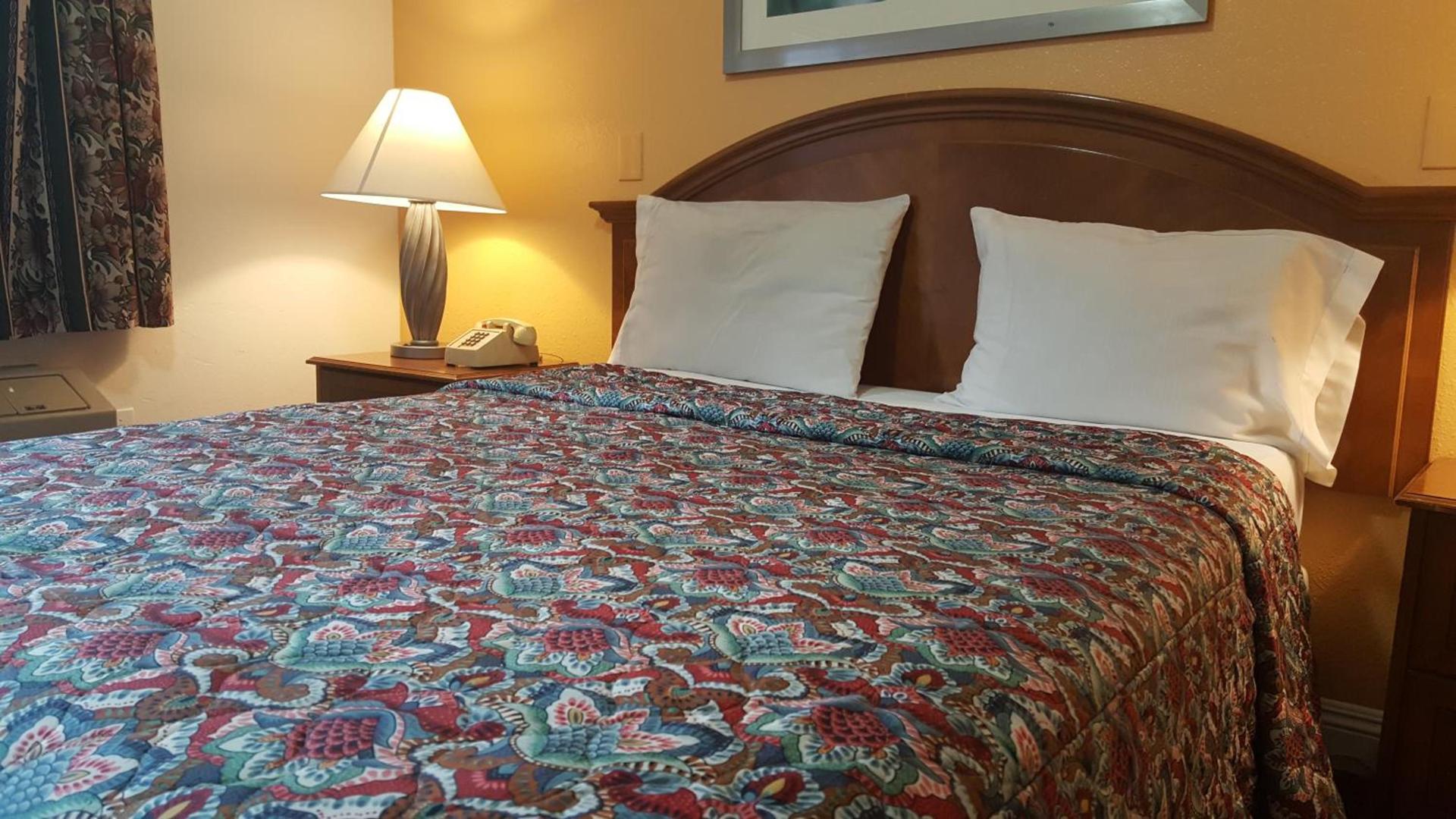 Flamingo Inn Long Beach photo 13