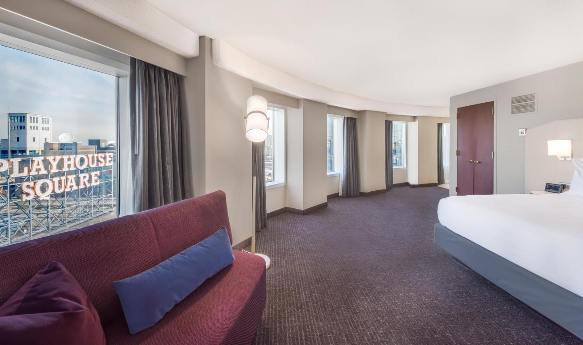 Crowne Plaza Cleveland at Playhouse Square by IHG photo 4