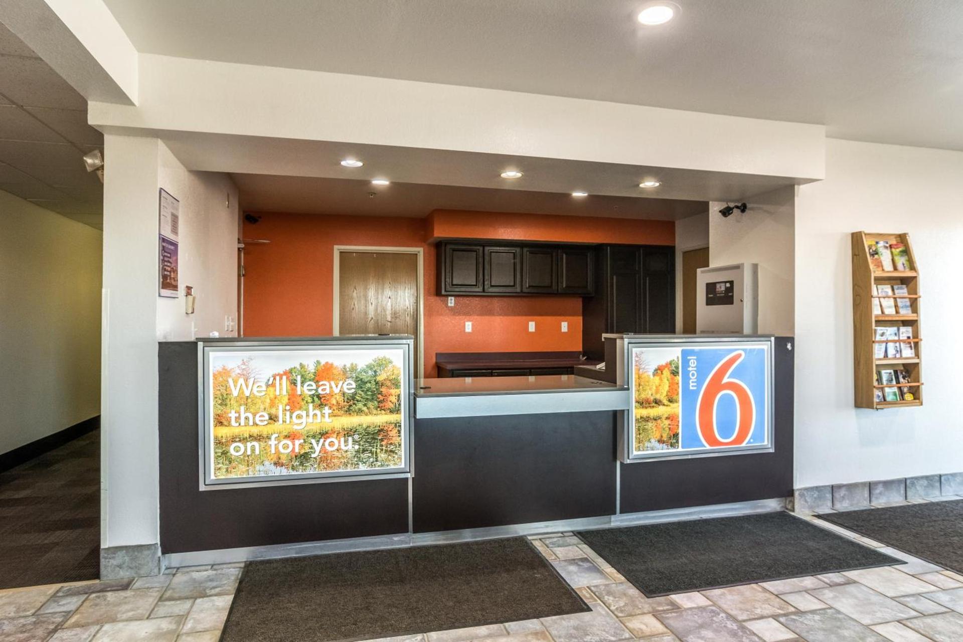 Motel 6-Barkeyville, PA photo 45
