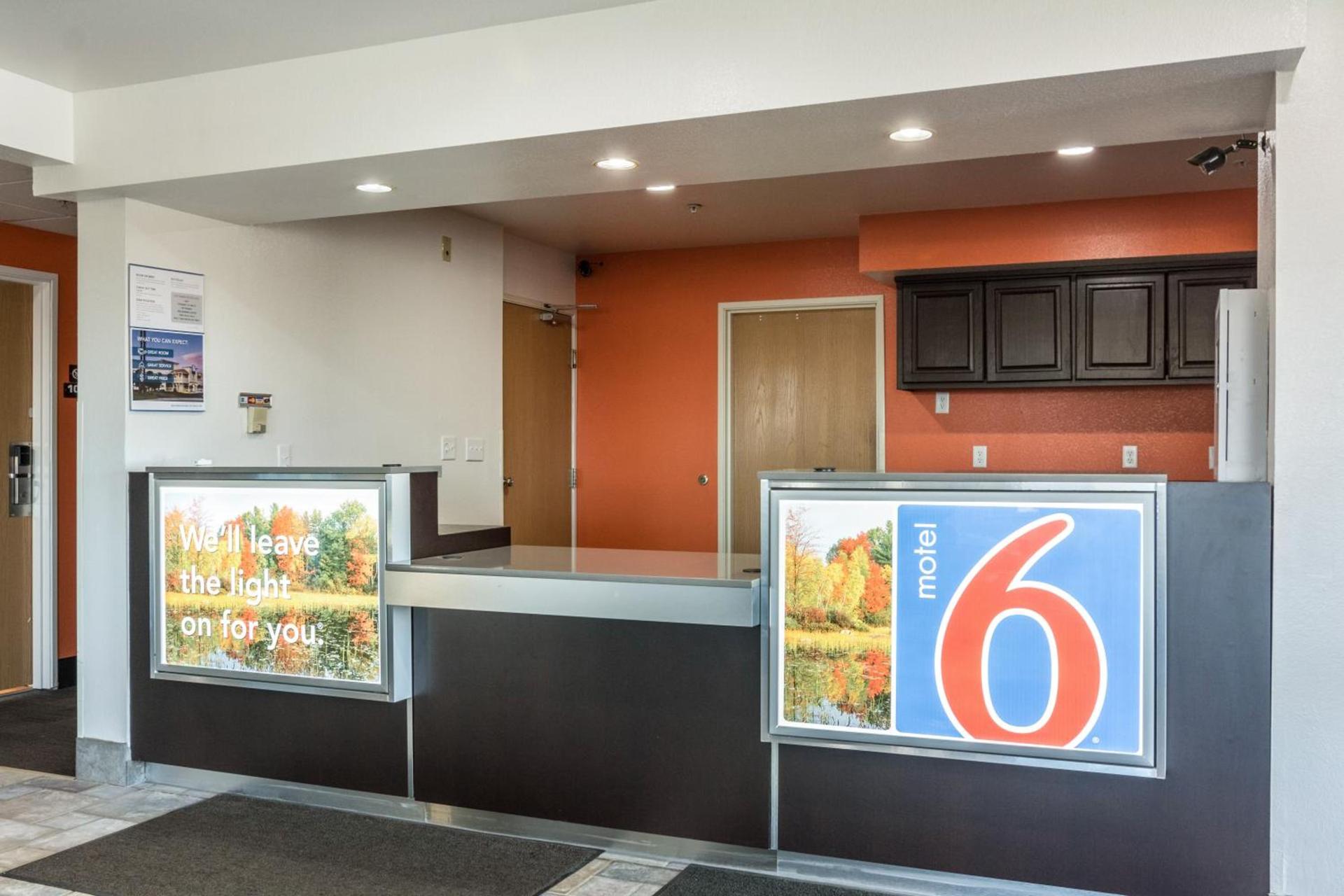 Motel 6-Barkeyville, PA photo 46
