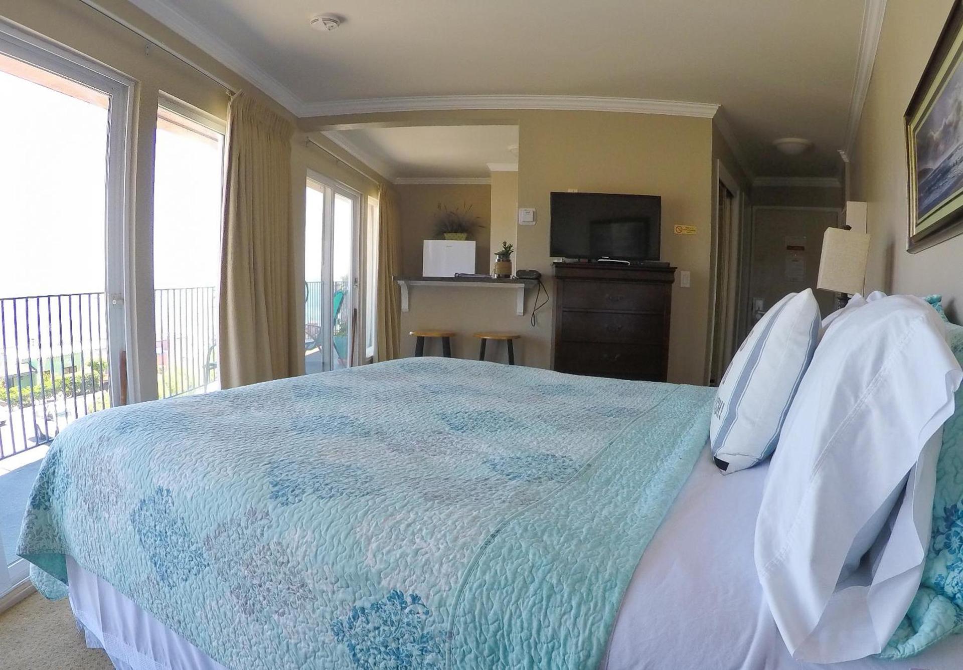 Capitola Beach Suites photo 10